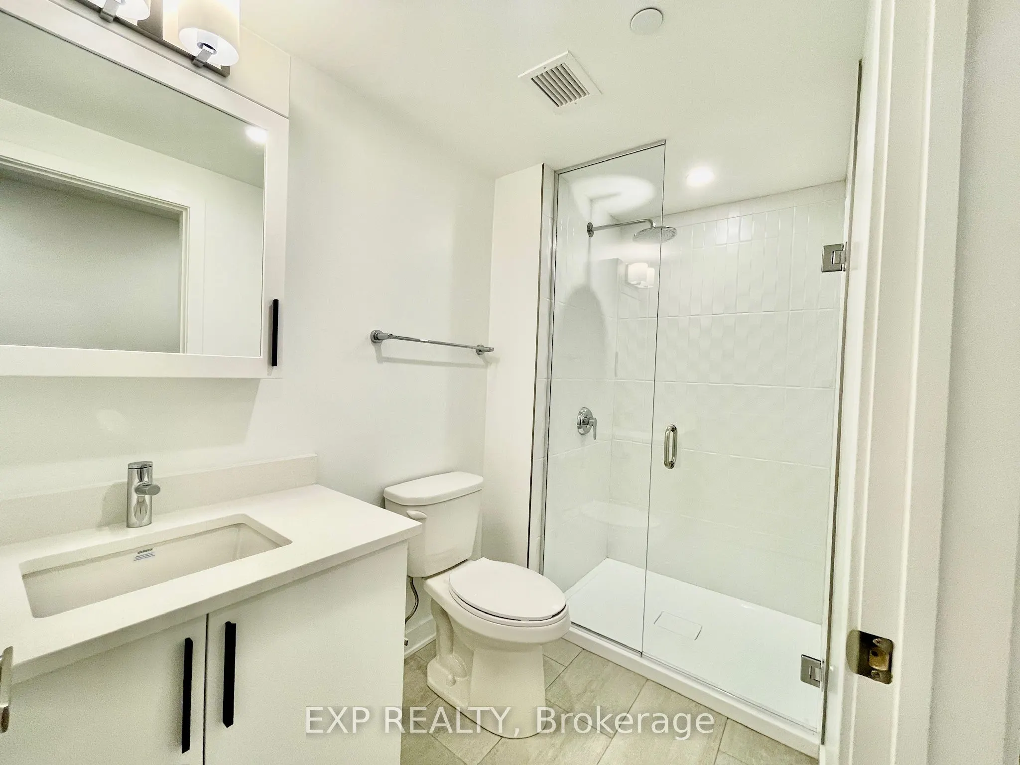 340 Queen Street, #708