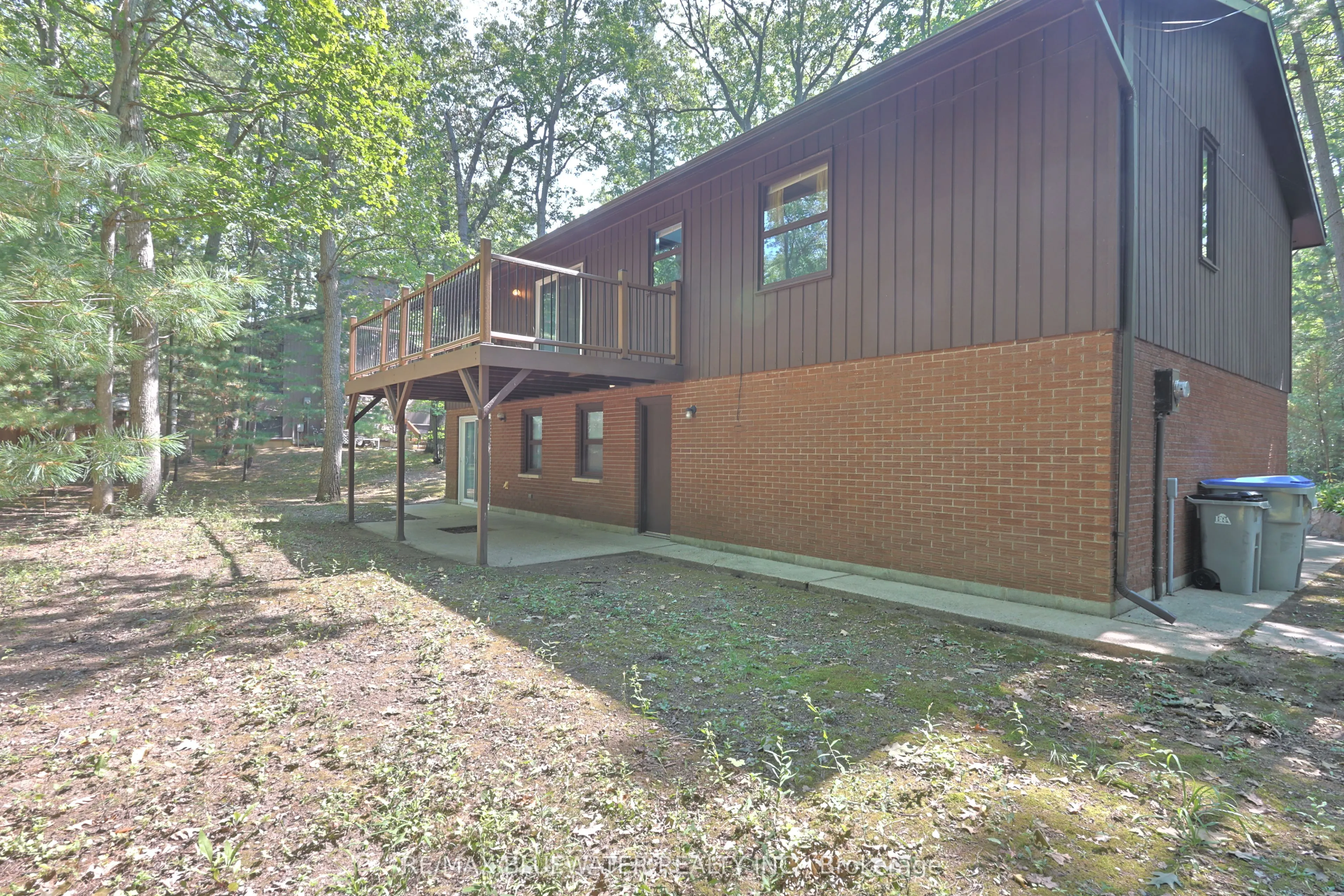 10346 Pines Parkway