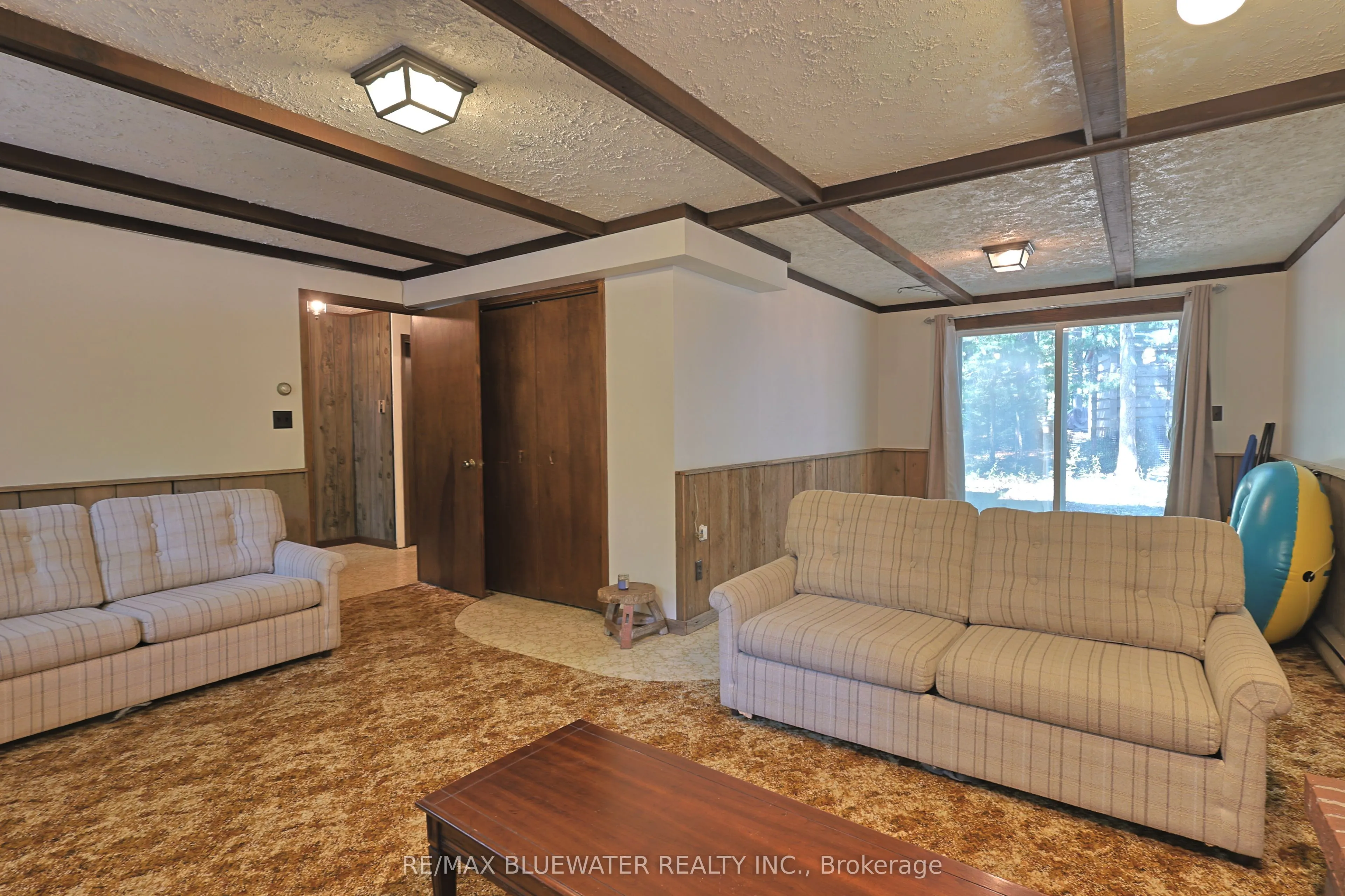 10346 Pines Parkway