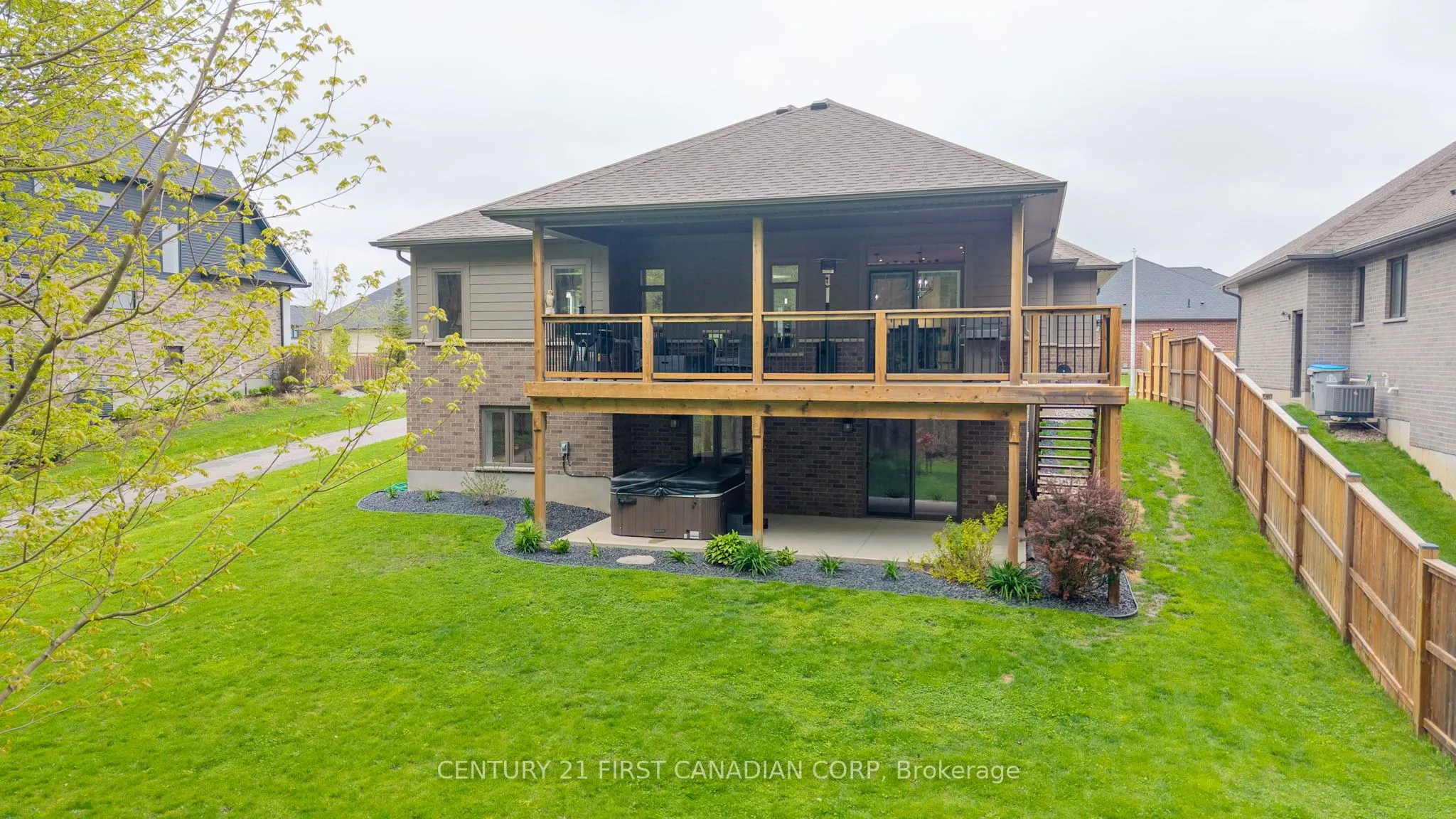 52 Kemp Crescent