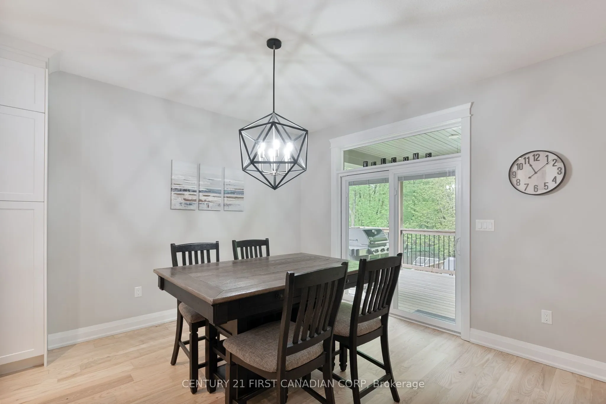 52 Kemp Crescent