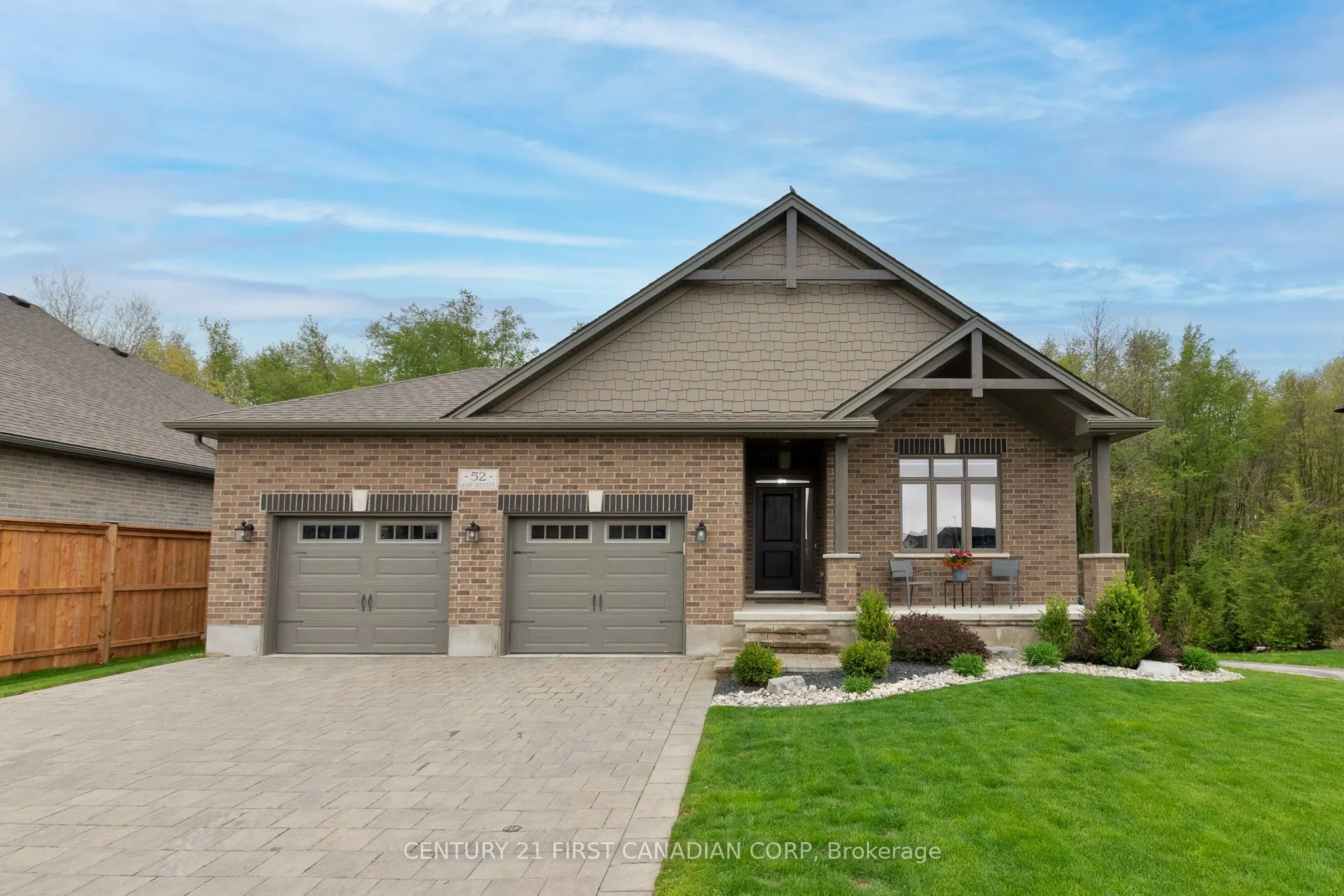 52 Kemp Crescent