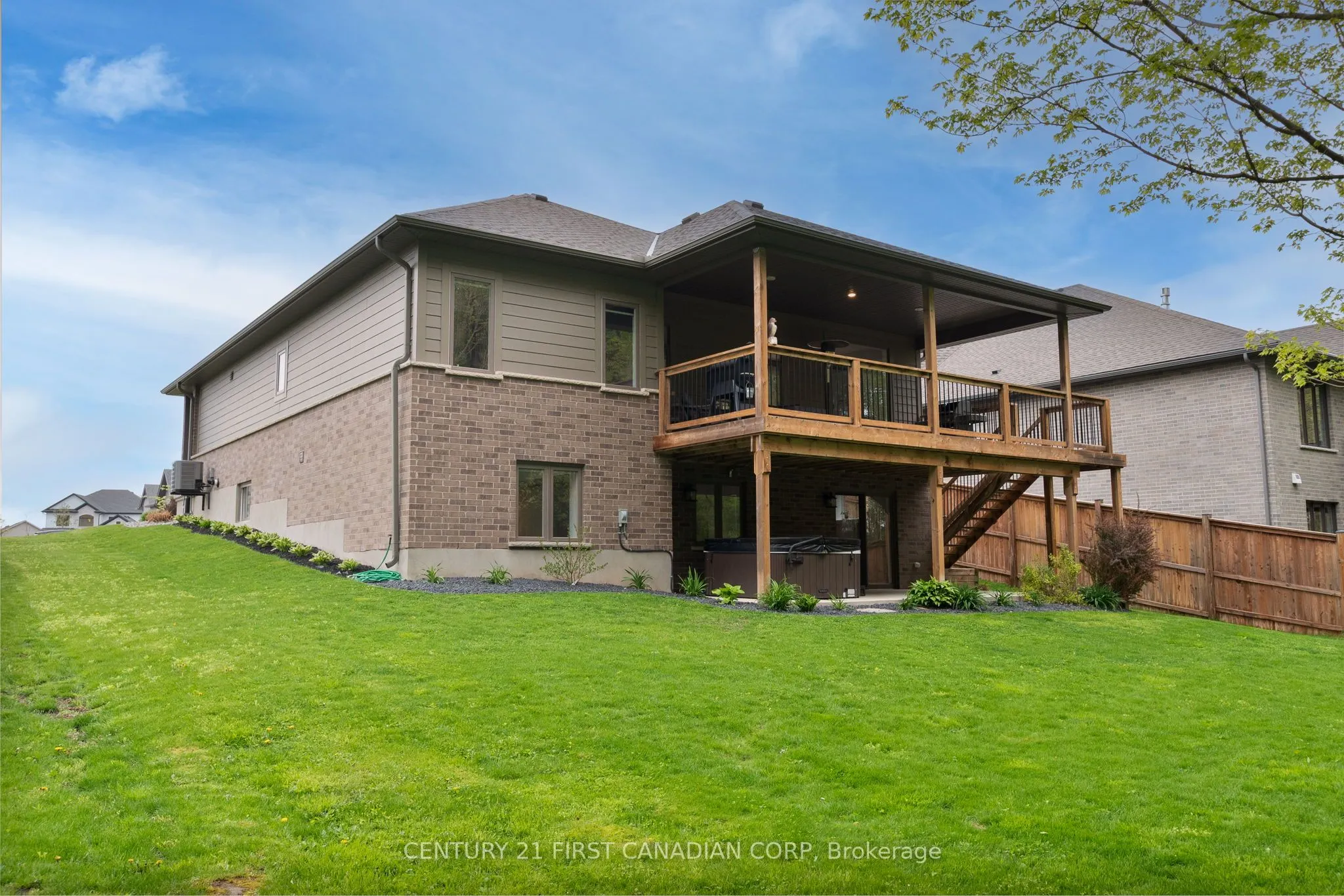 52 Kemp Crescent