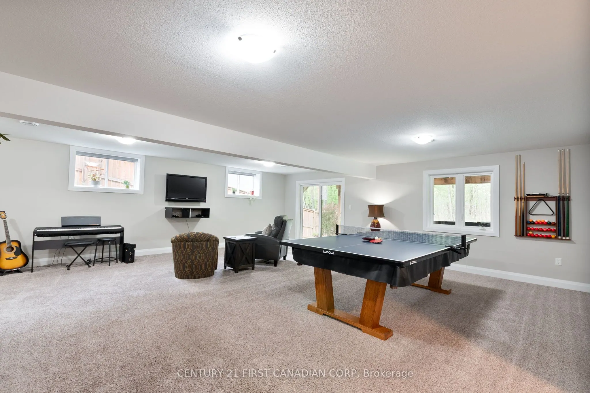 52 Kemp Crescent