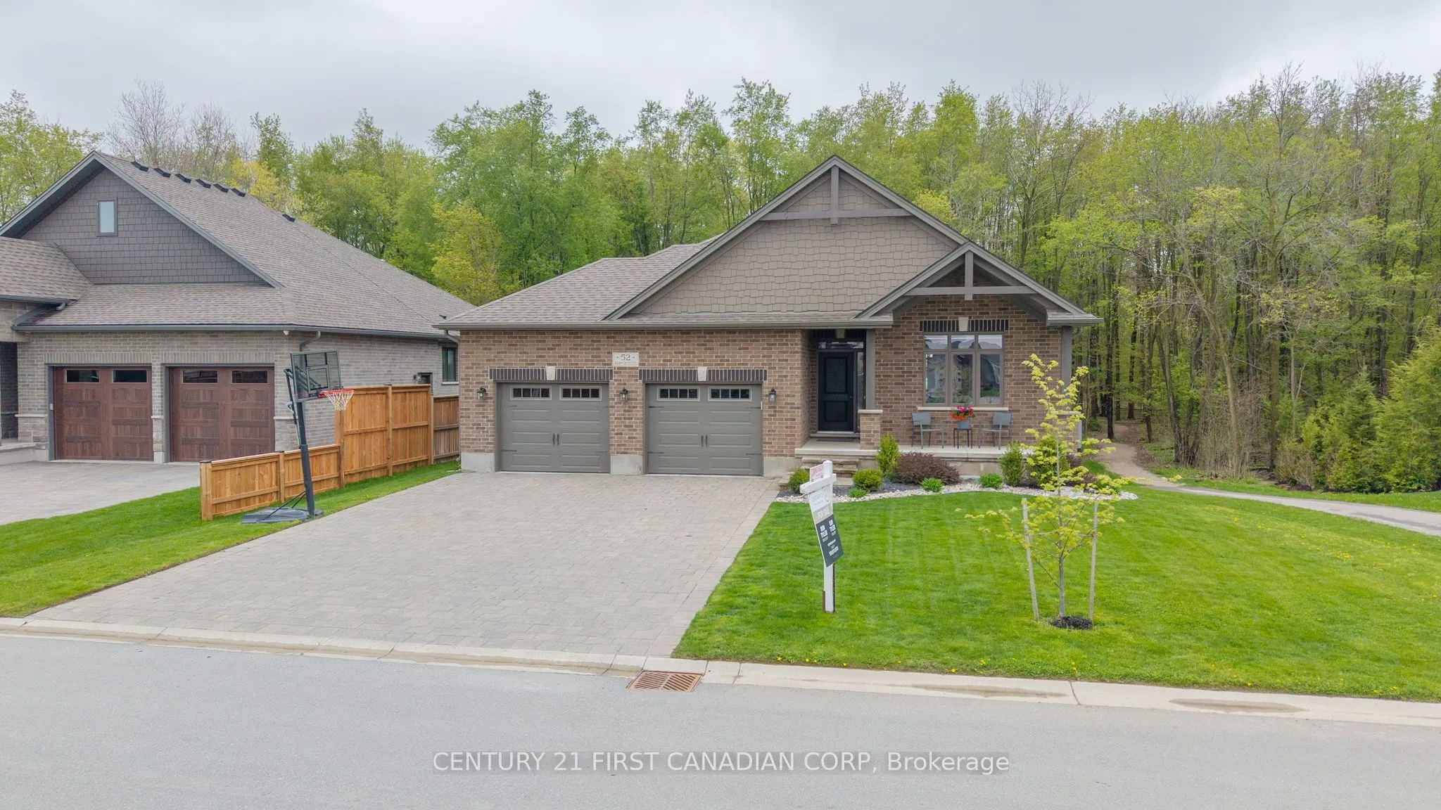 52 Kemp Crescent
