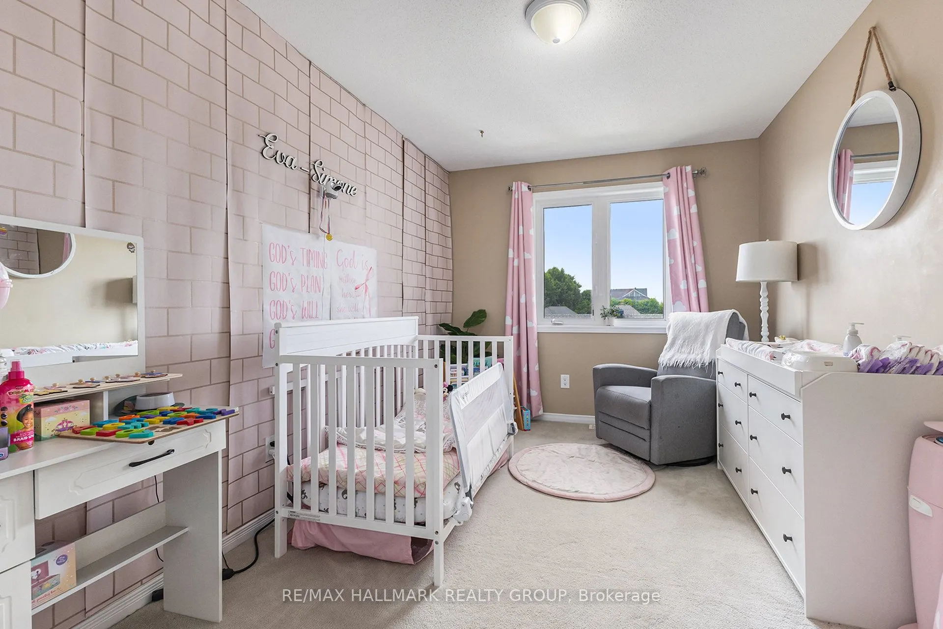 327 Galston Private, #16