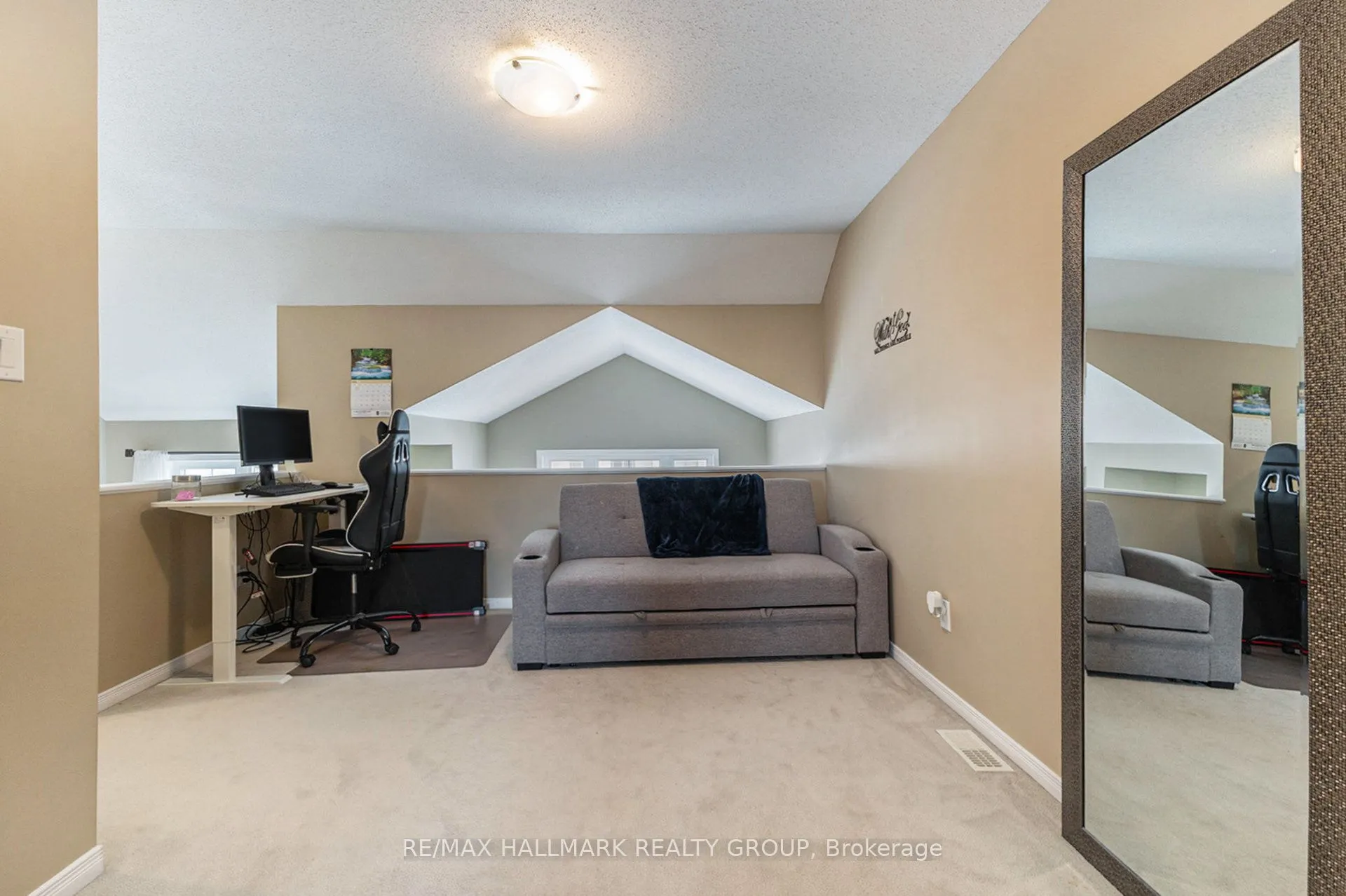 327 Galston Private, #16
