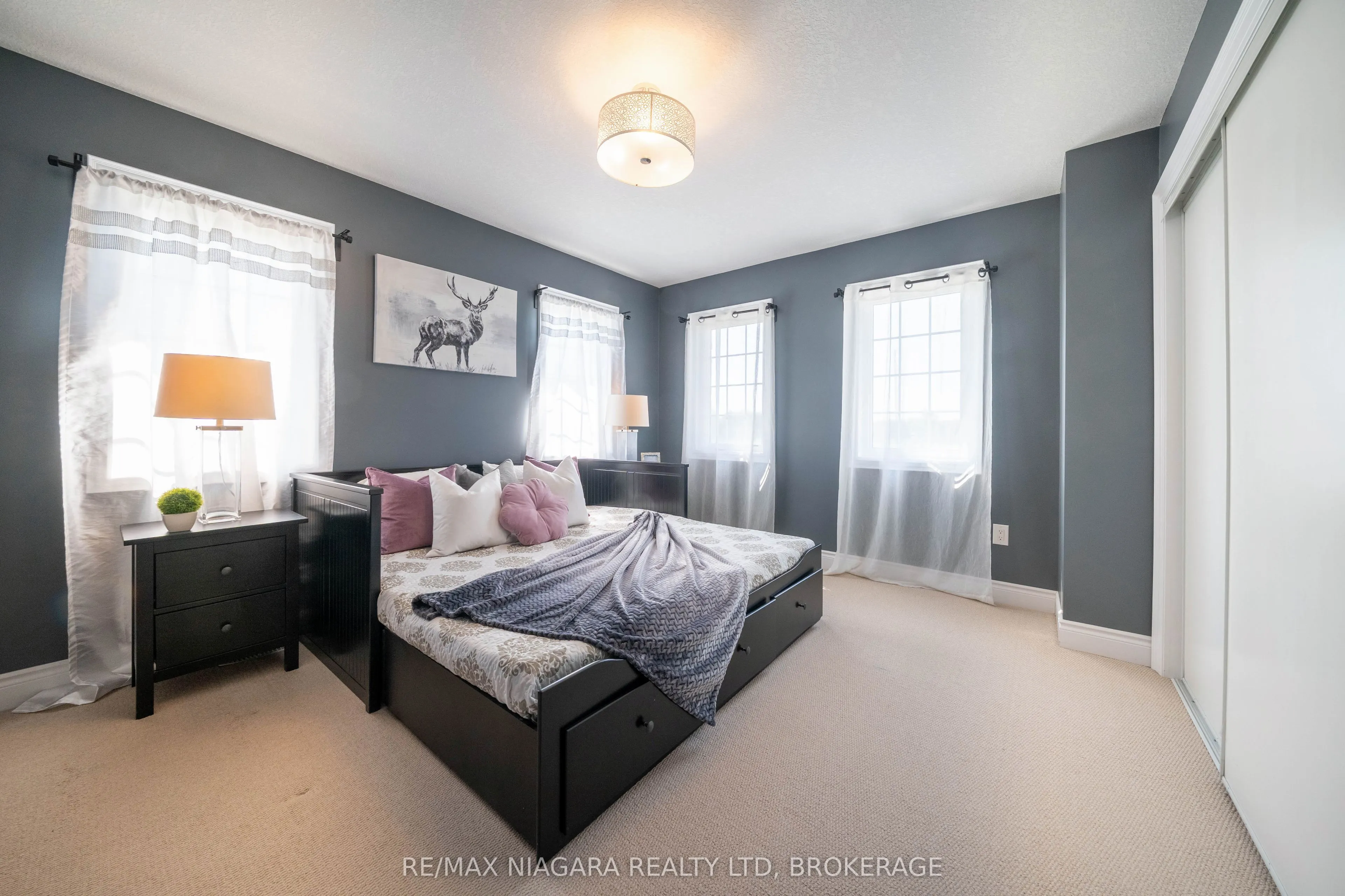 8285 ELDERBERRY Drive