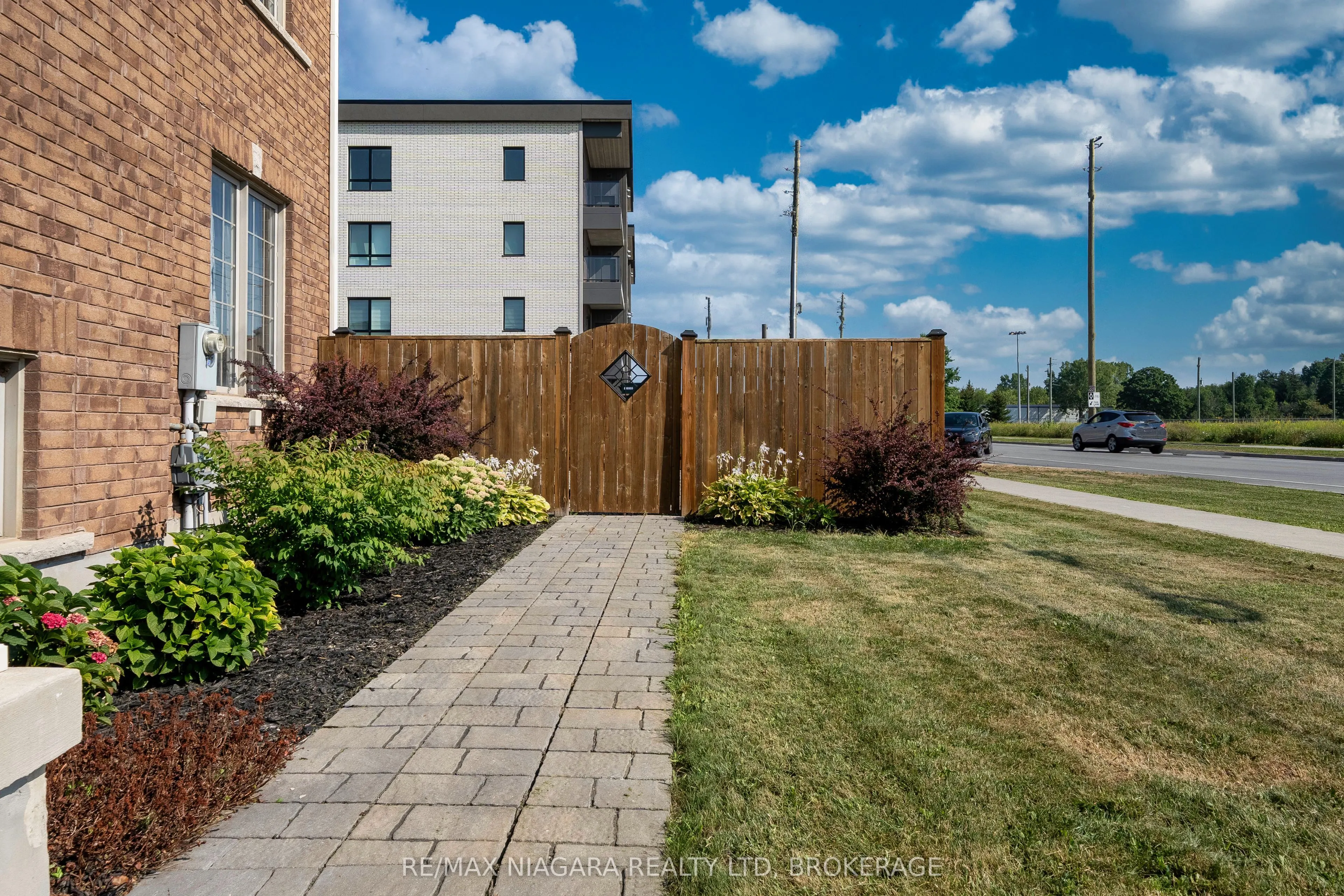 8285 ELDERBERRY Drive