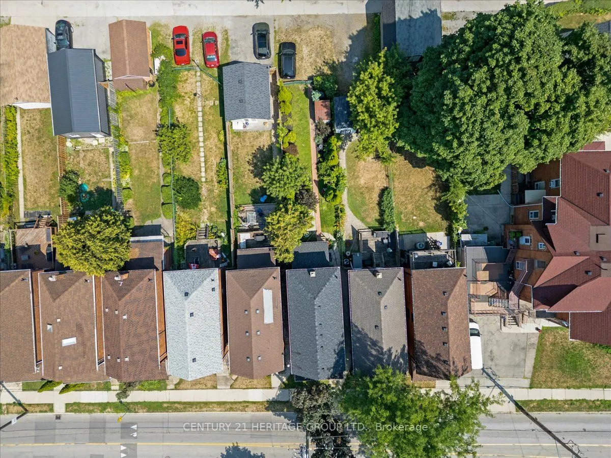379 Cumberland Avenue