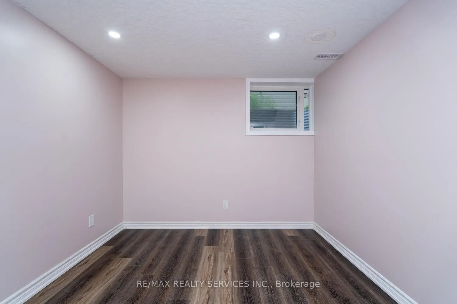 704 Black Cherry Street