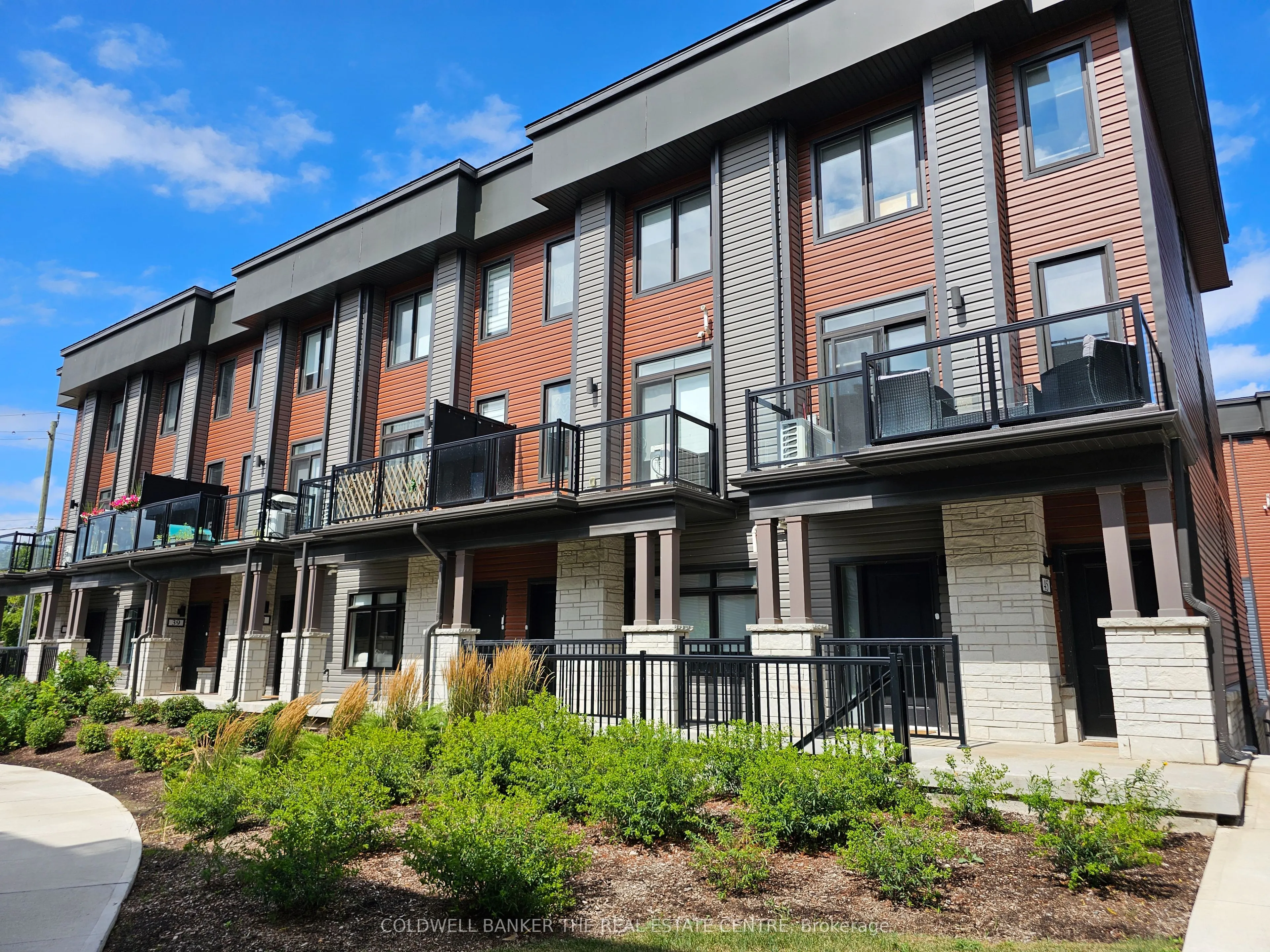 2 Willow Street, #43