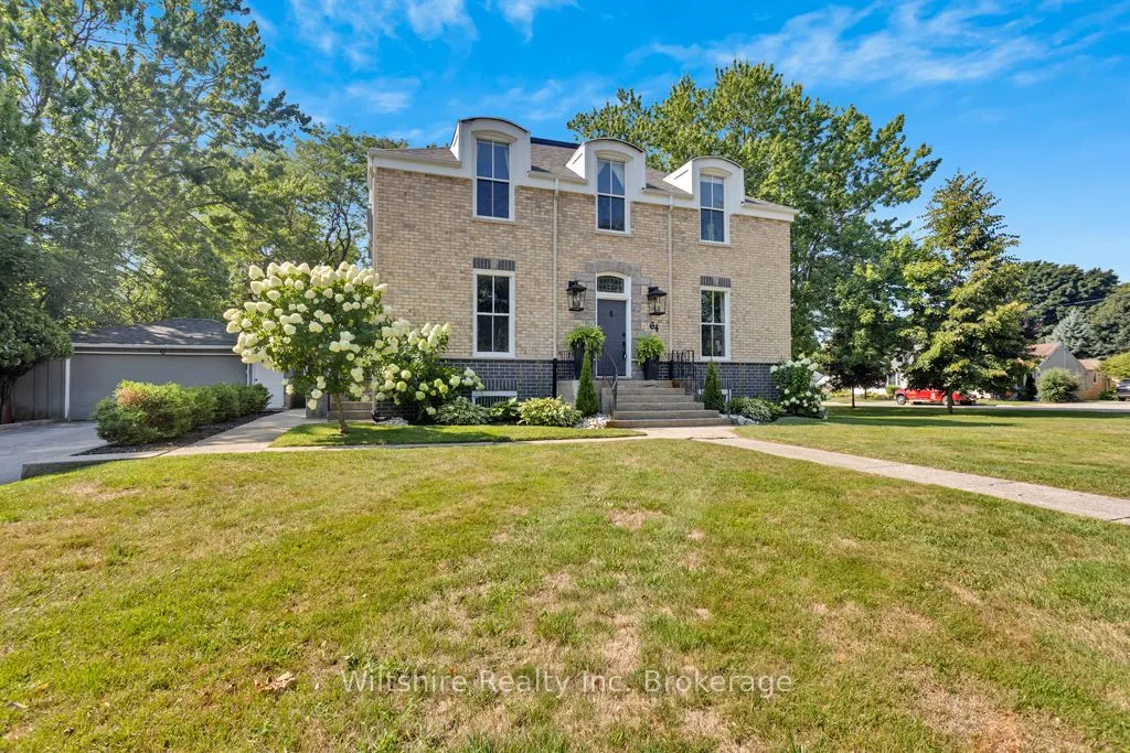 64 South Street W