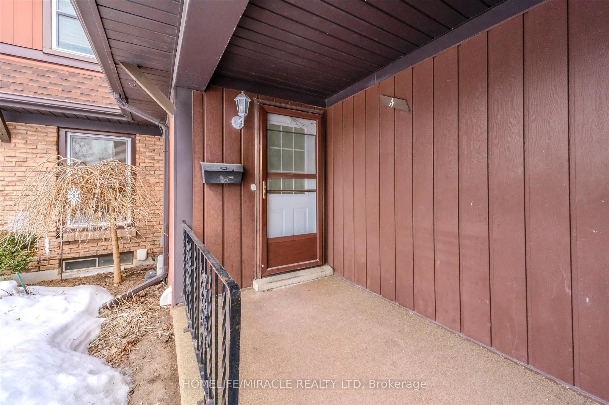235 Ferguson Avenue, #4