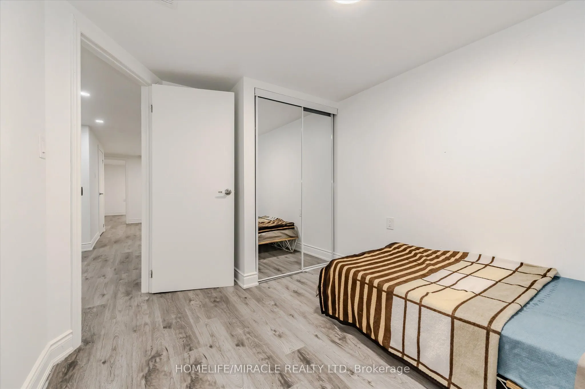 235 Ferguson Avenue, #4