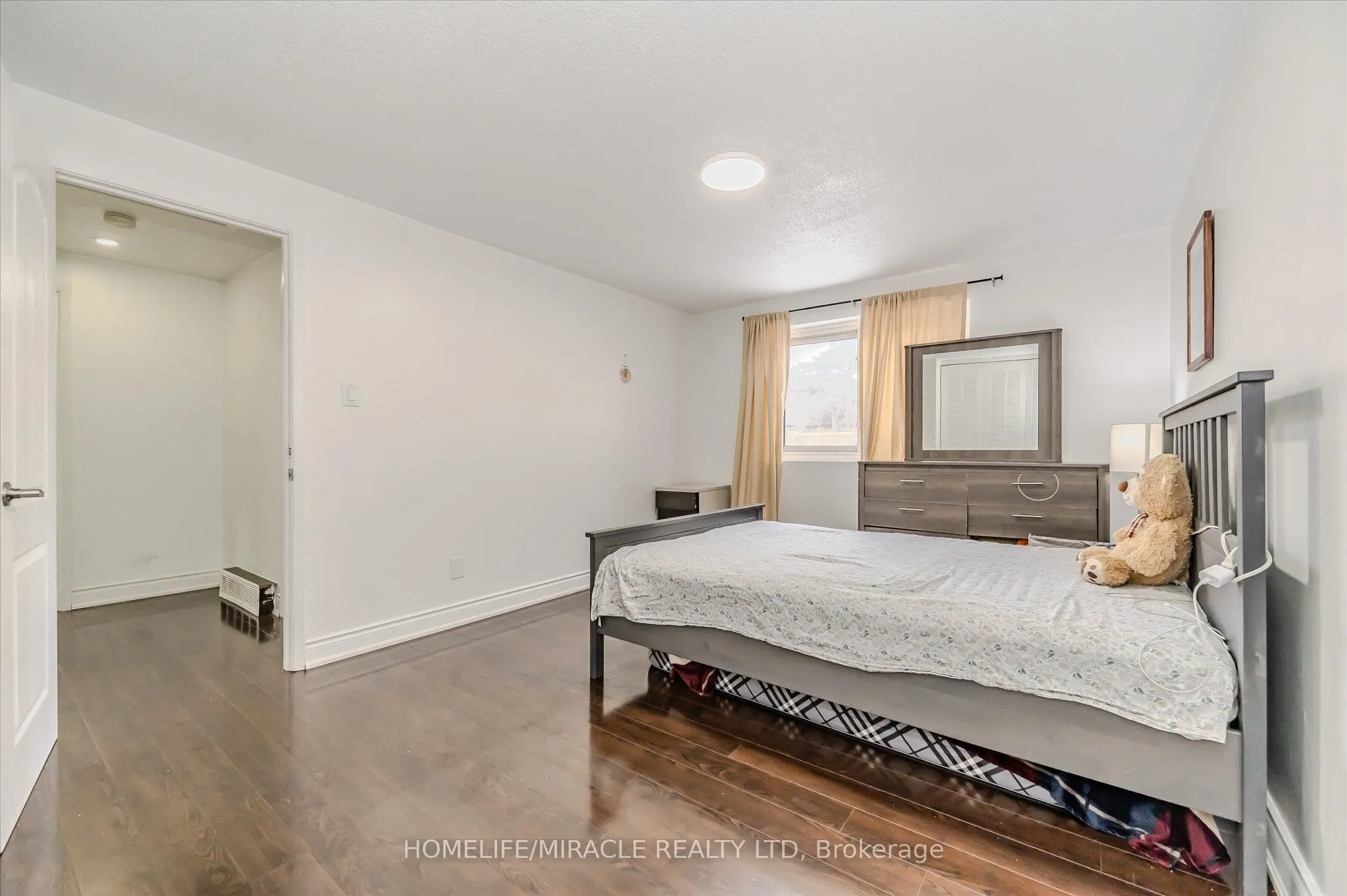 235 Ferguson Avenue, #4