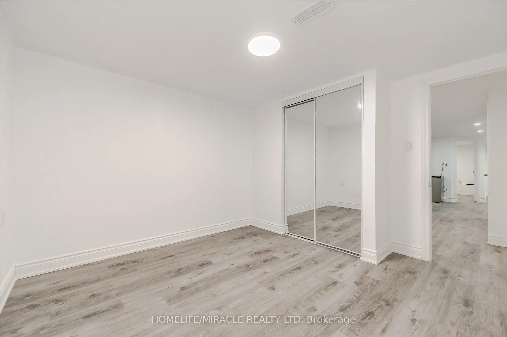 235 Ferguson Avenue, #4