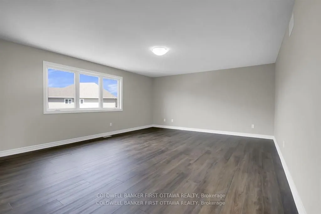620 SORA Way
