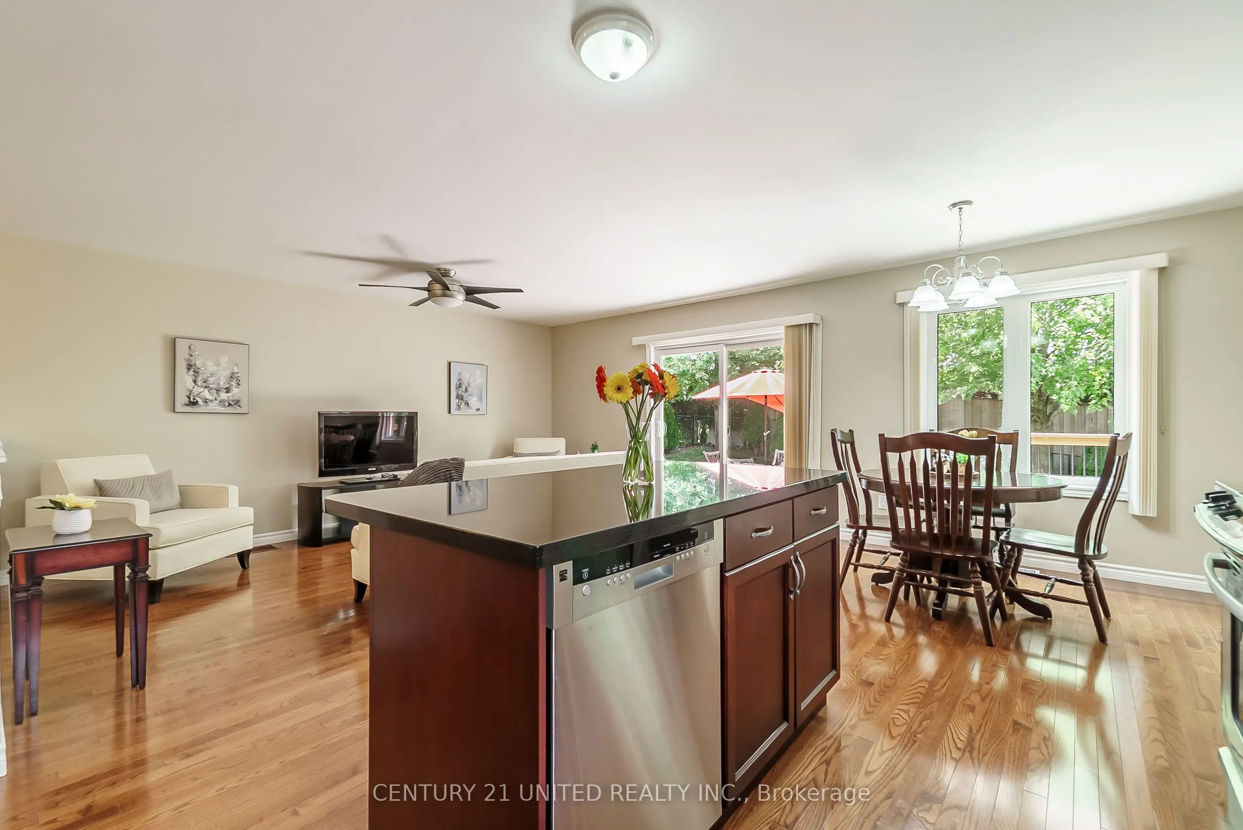 441 Bianco Crescent
