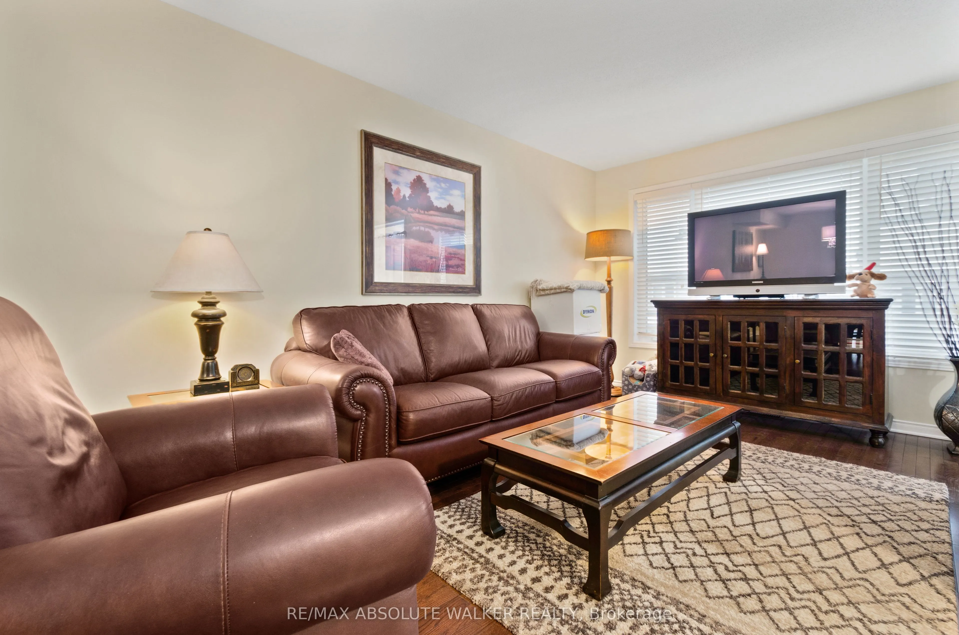 152 CHALLENGE Crescent
