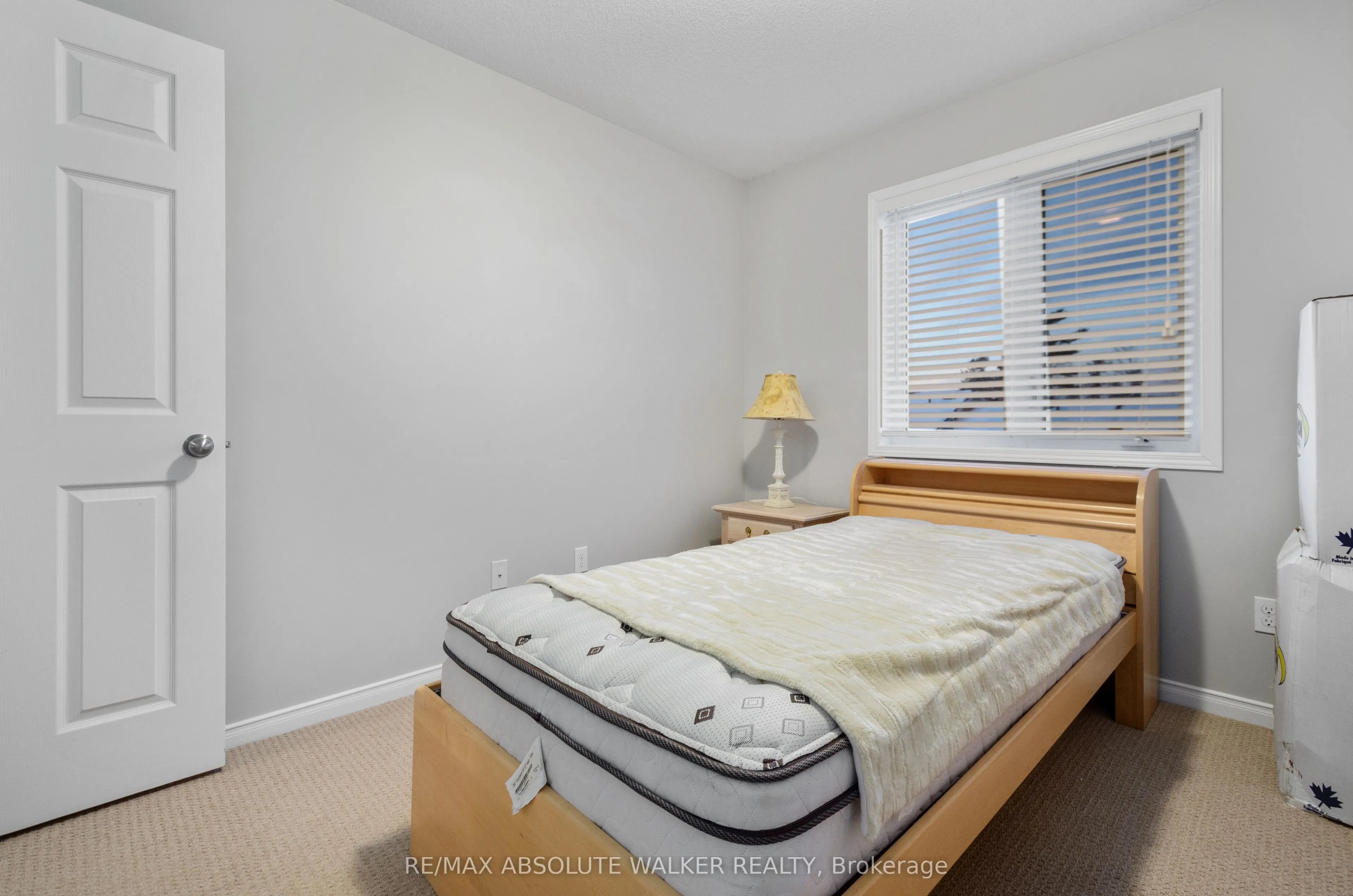 152 CHALLENGE Crescent