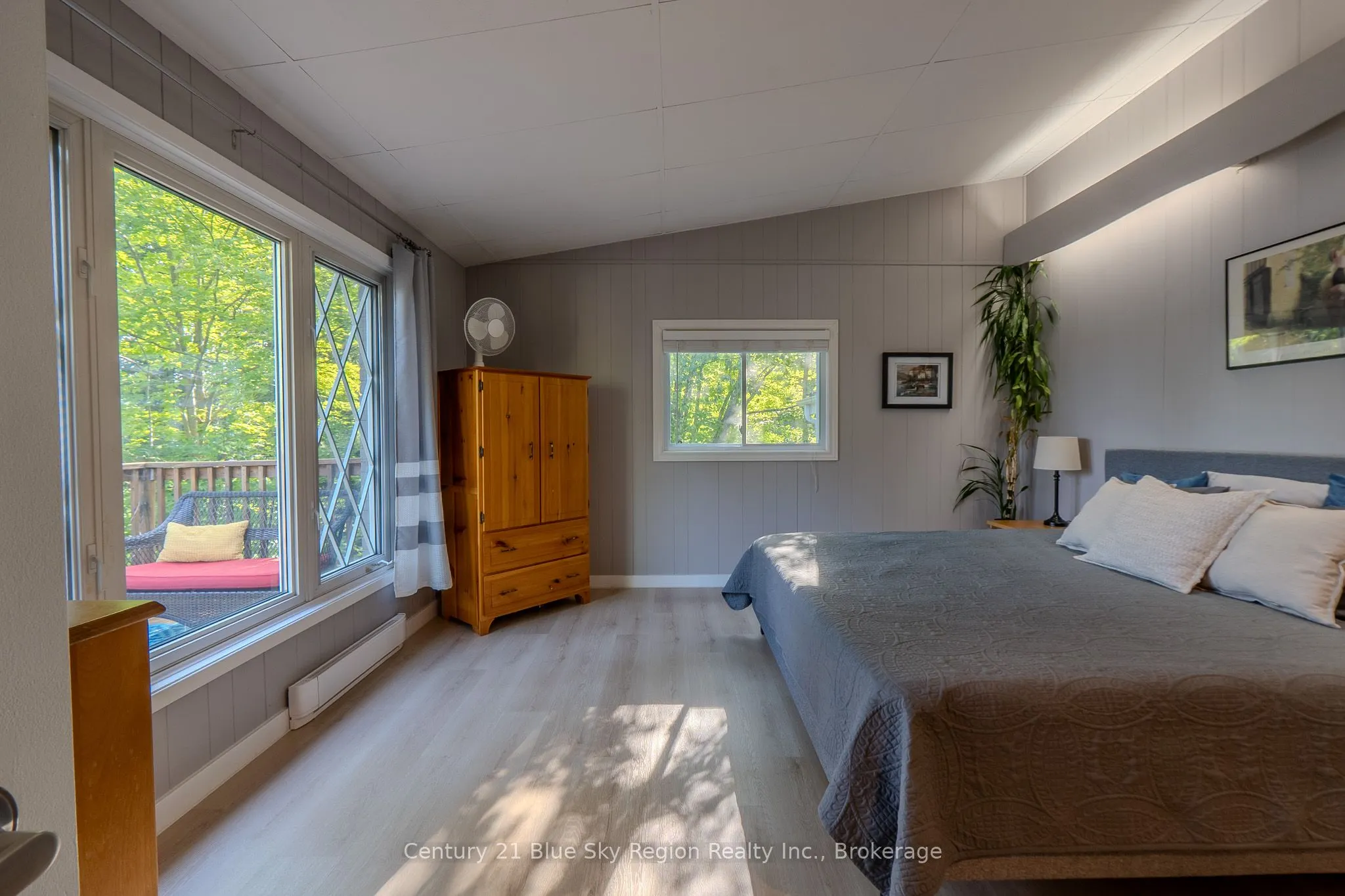 1370 Peninsula Road