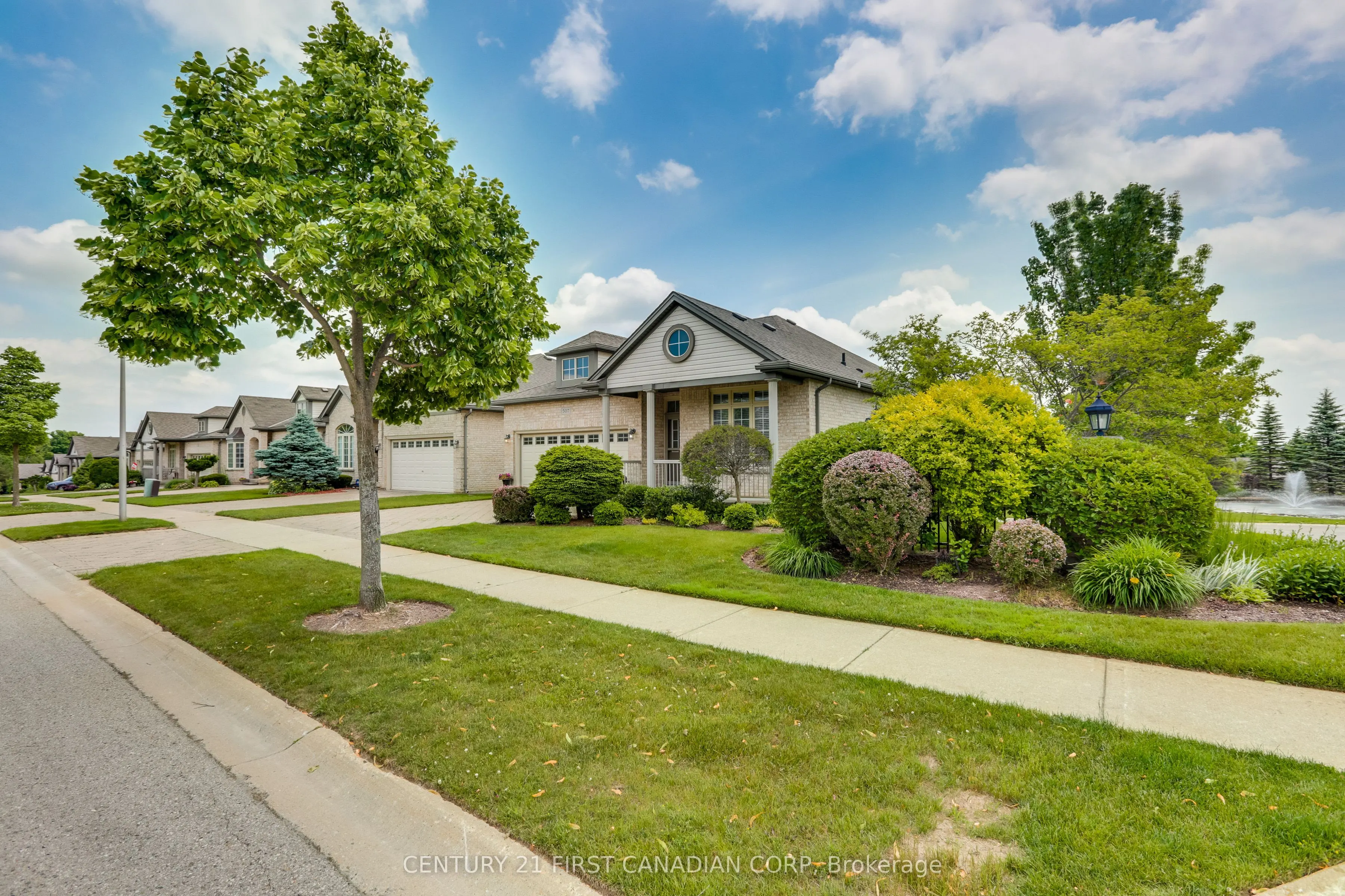 507 Blue Jay Drive, #16