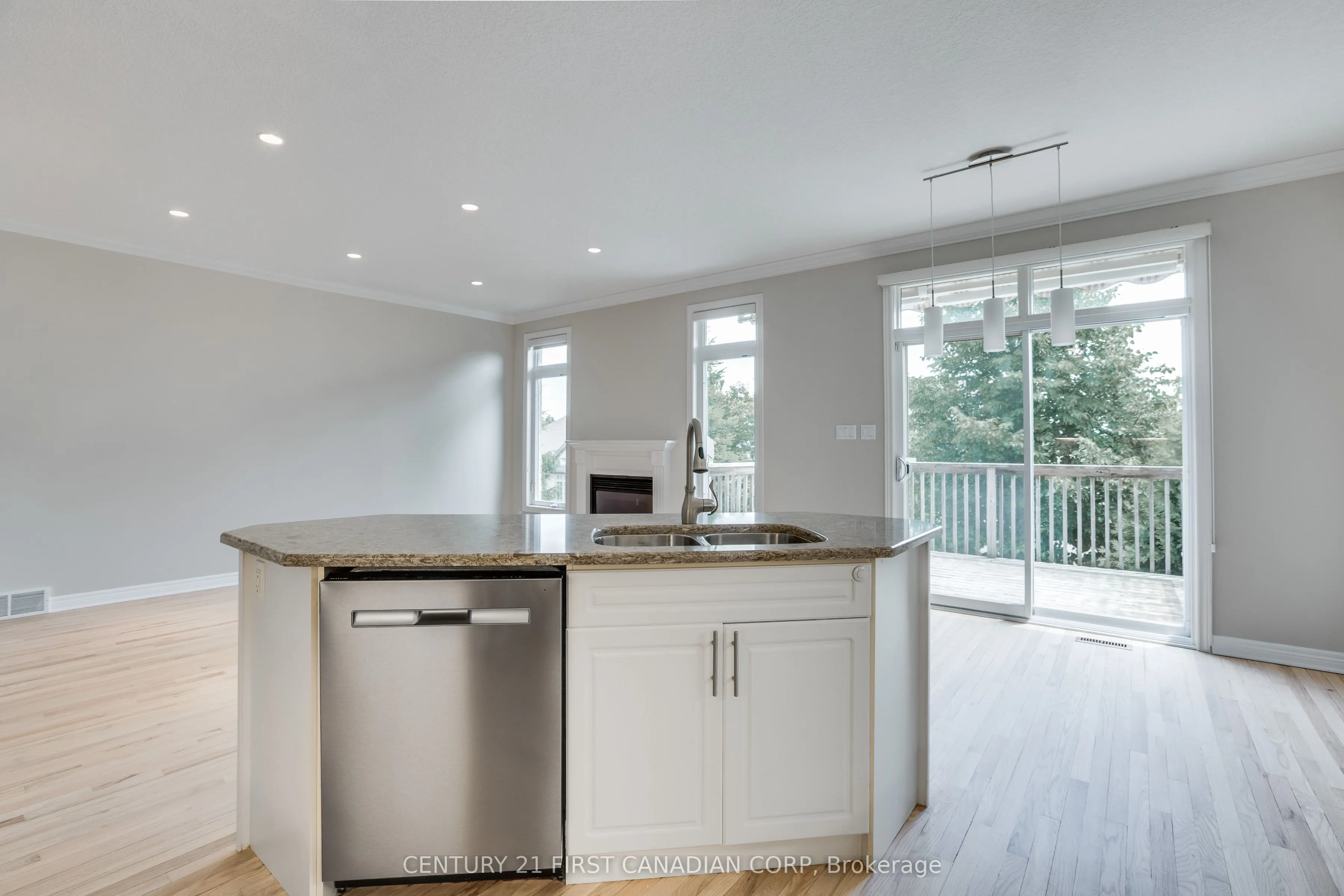 507 Blue Jay Drive, #16