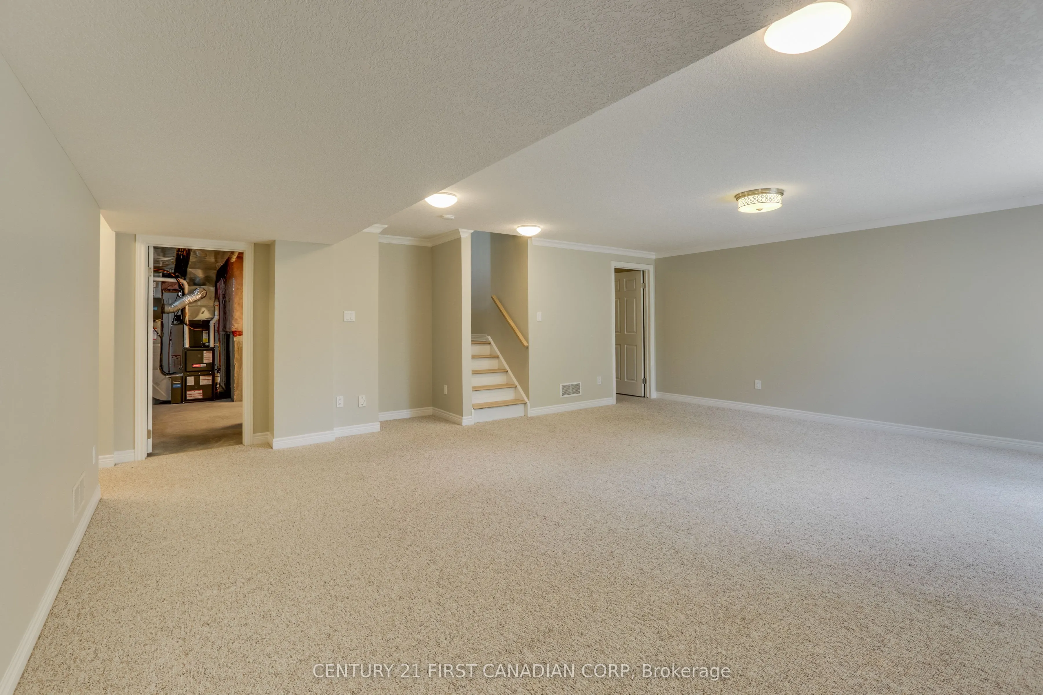507 Blue Jay Drive, #16