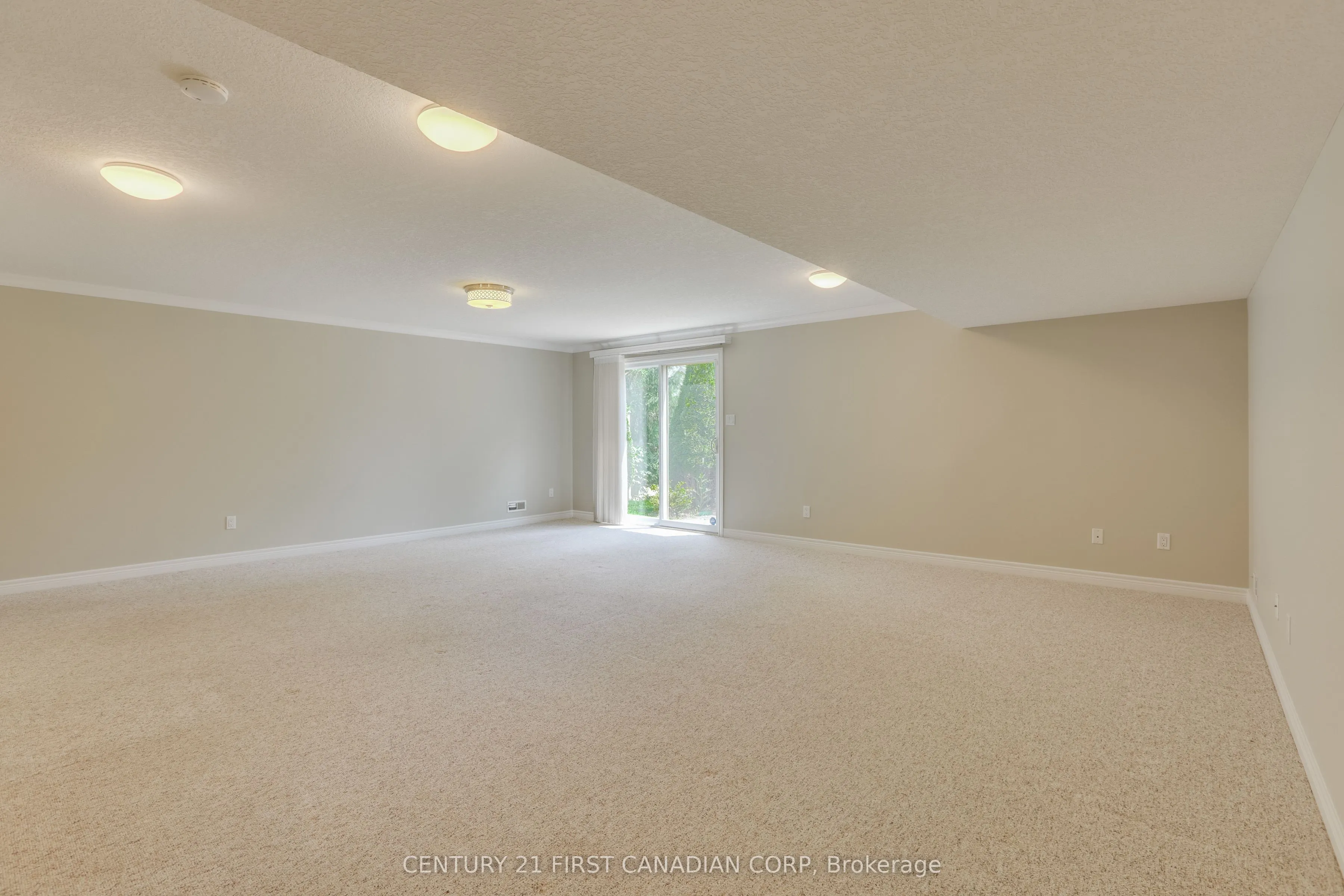 507 Blue Jay Drive, #16