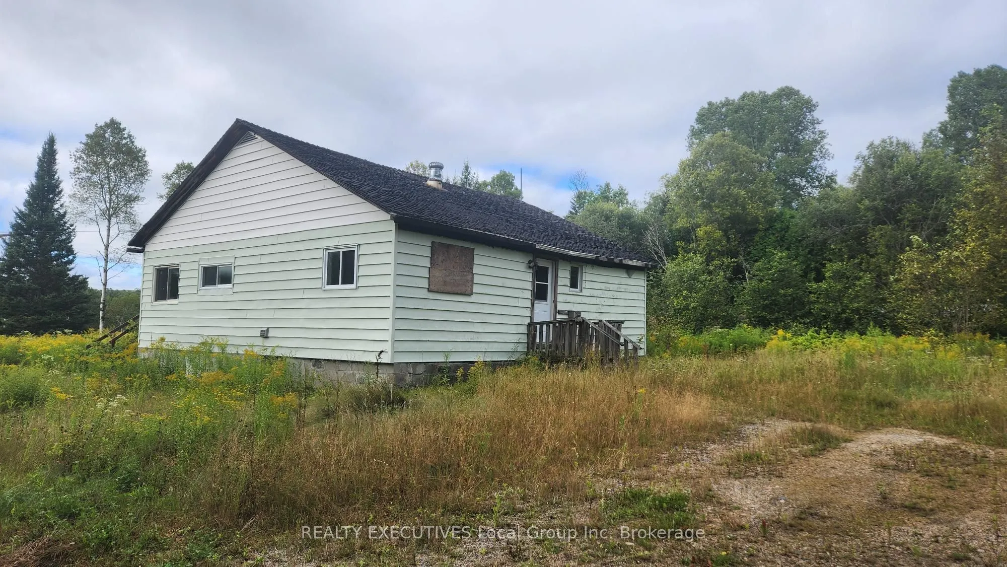 8406 Highway 63