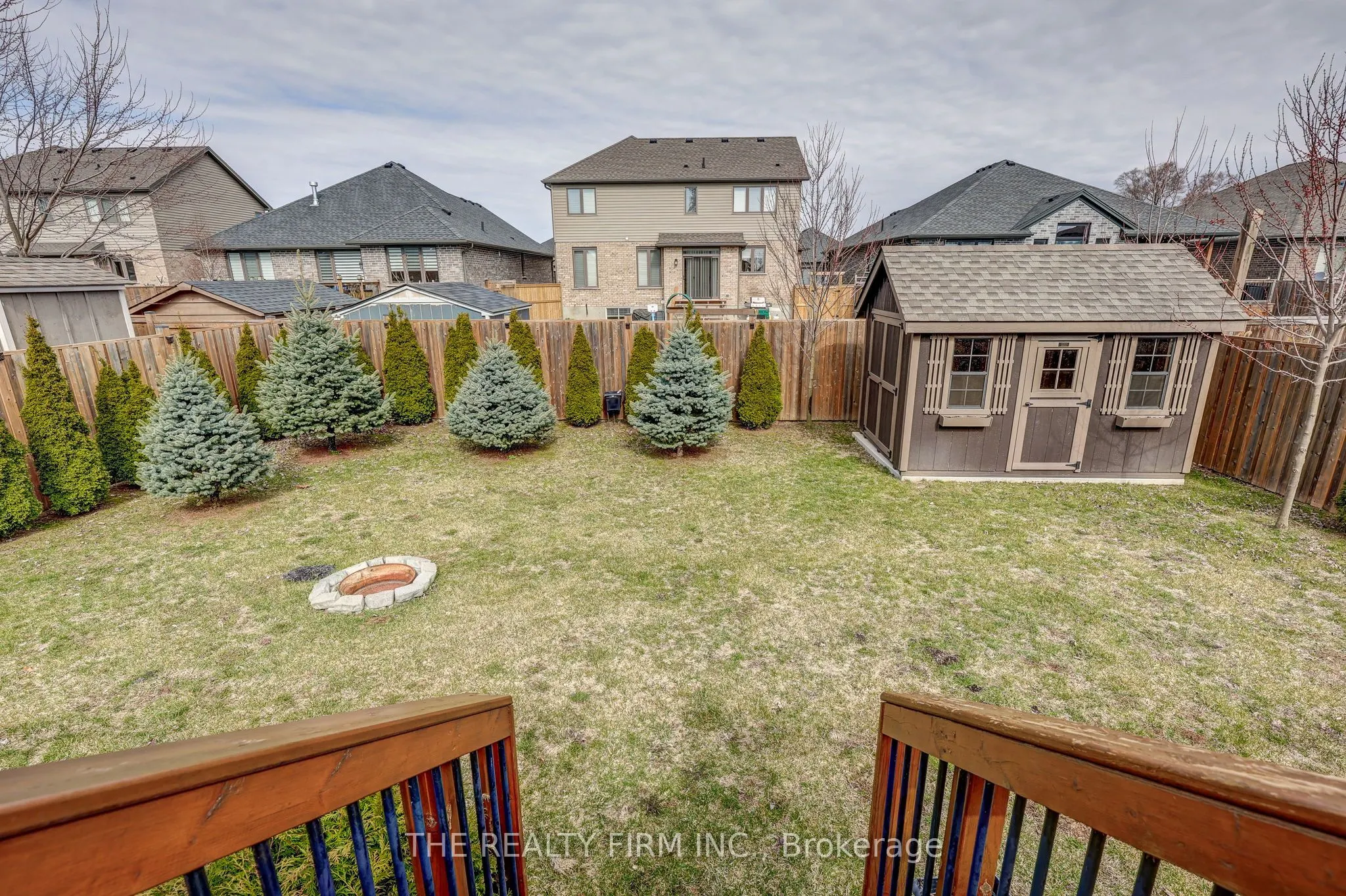696 Bennett Crescent