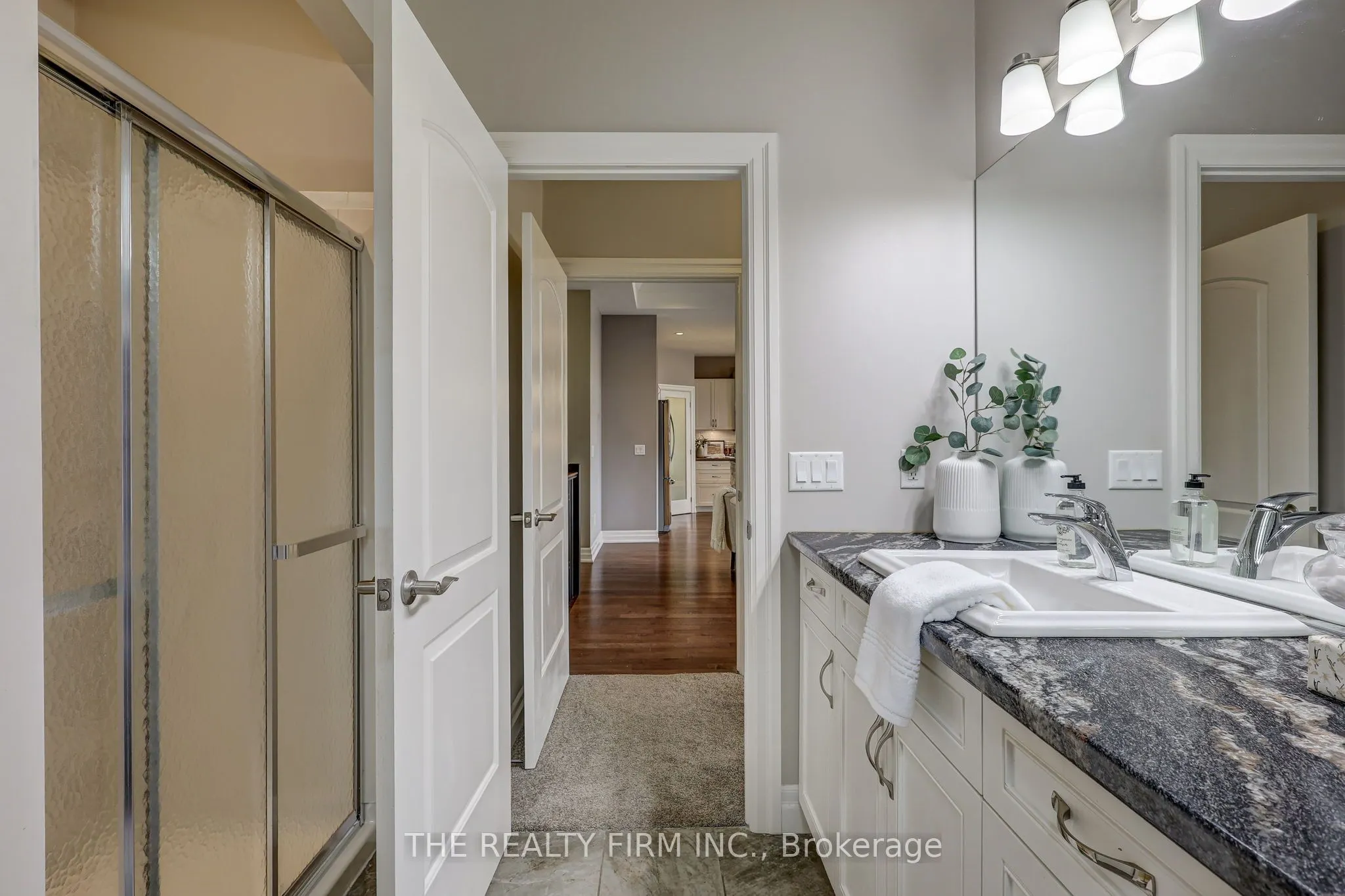 696 Bennett Crescent