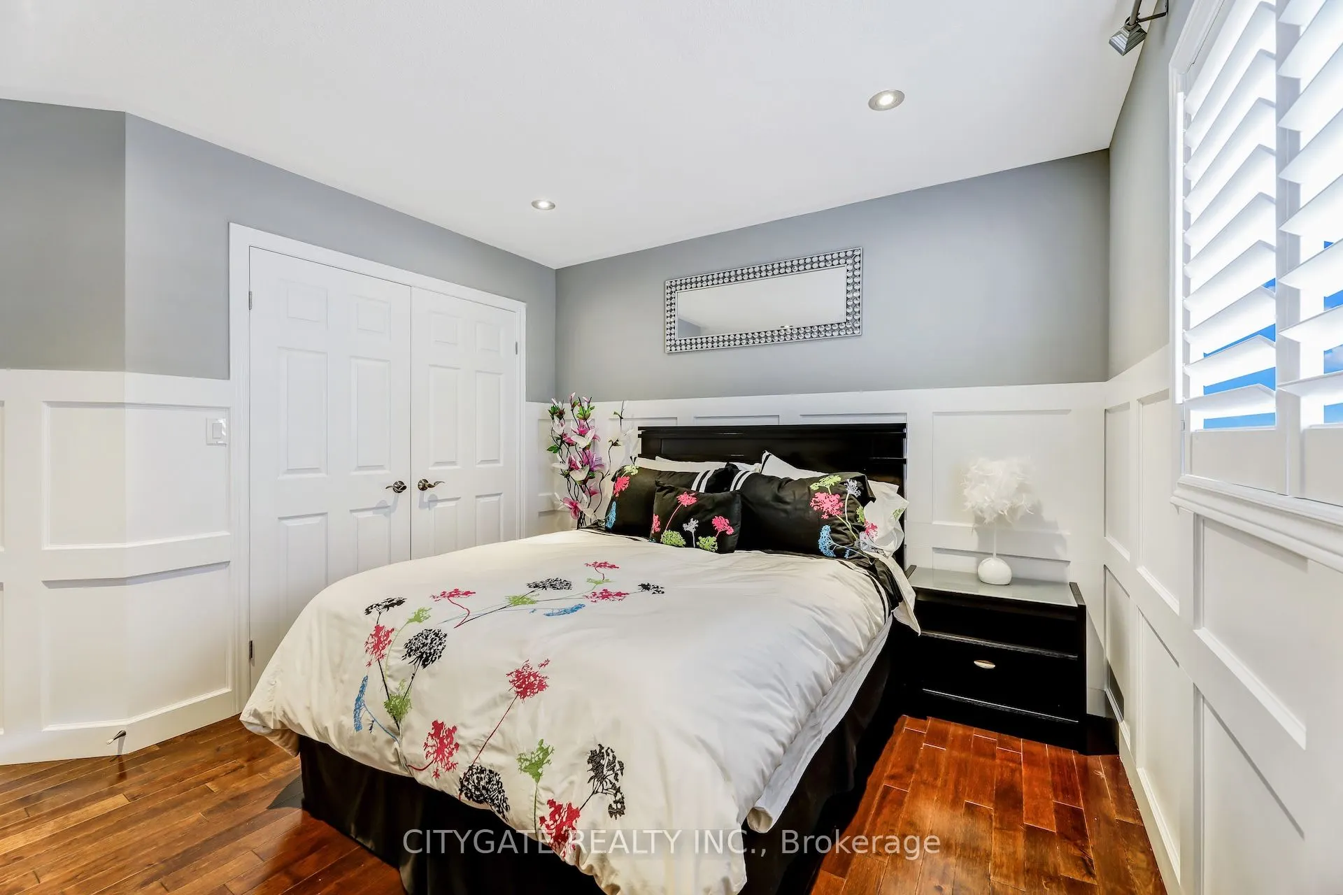 24 Simpson Avenue