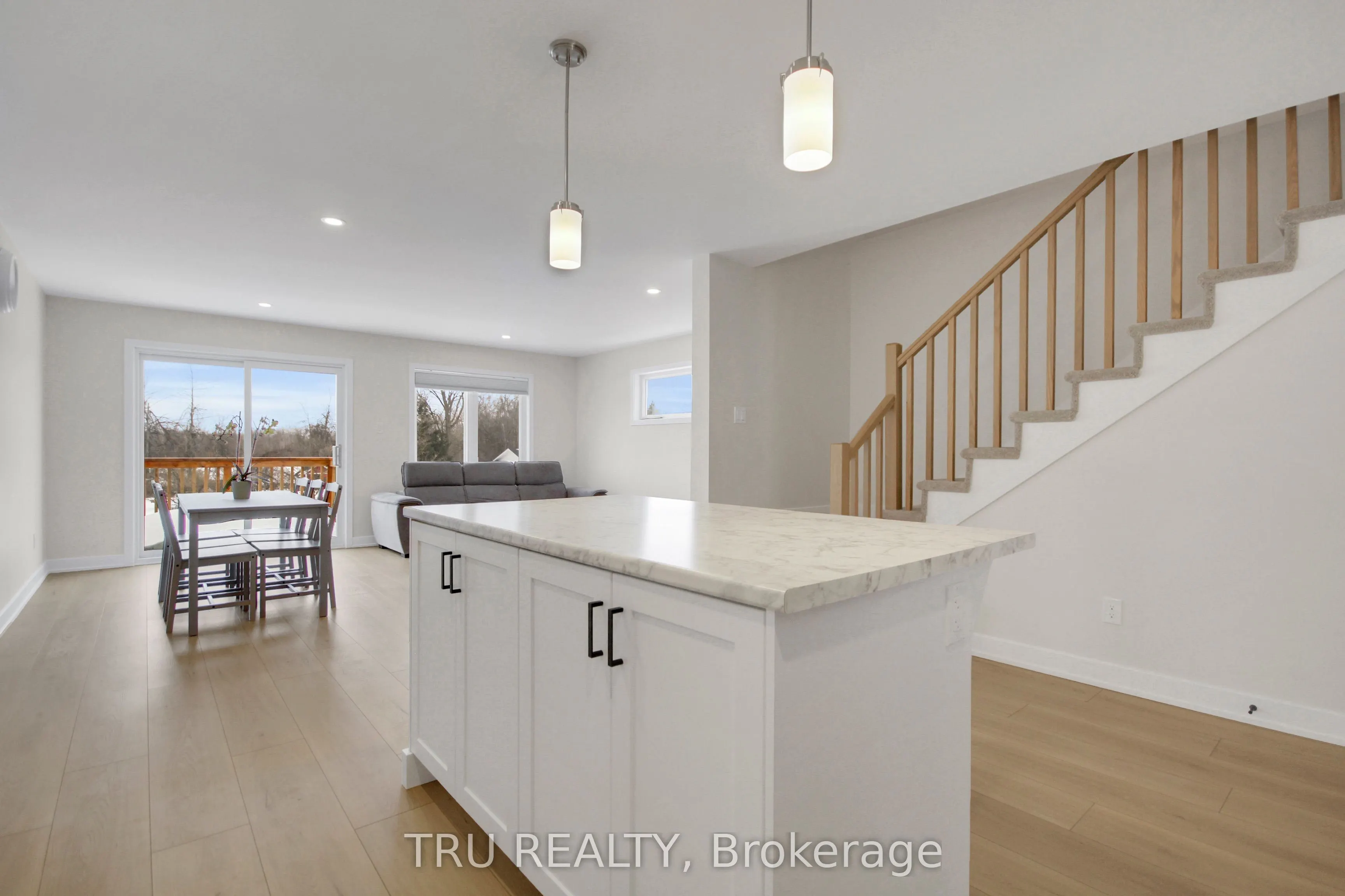 111 Dowdall Circle