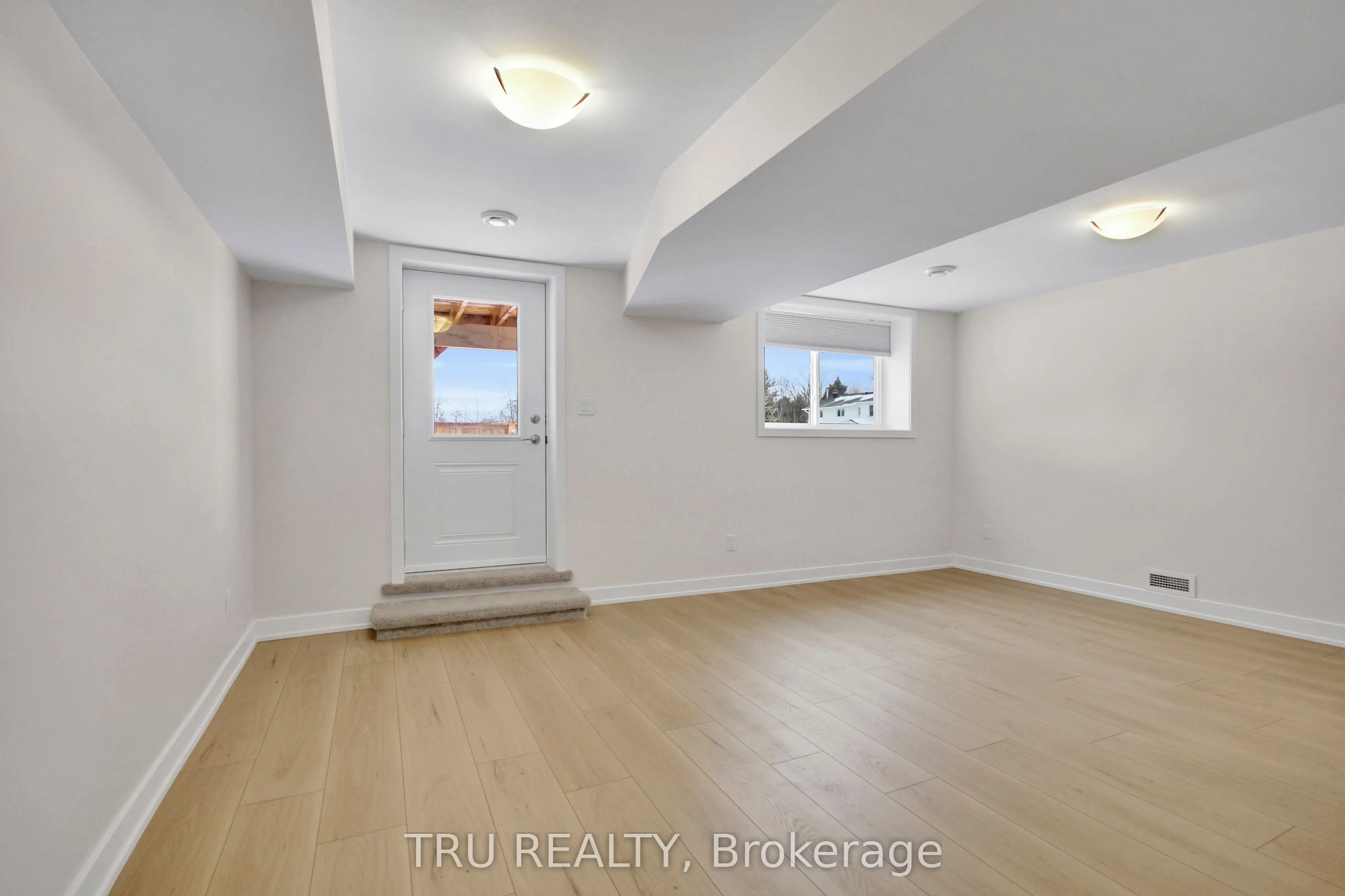 111 Dowdall Circle