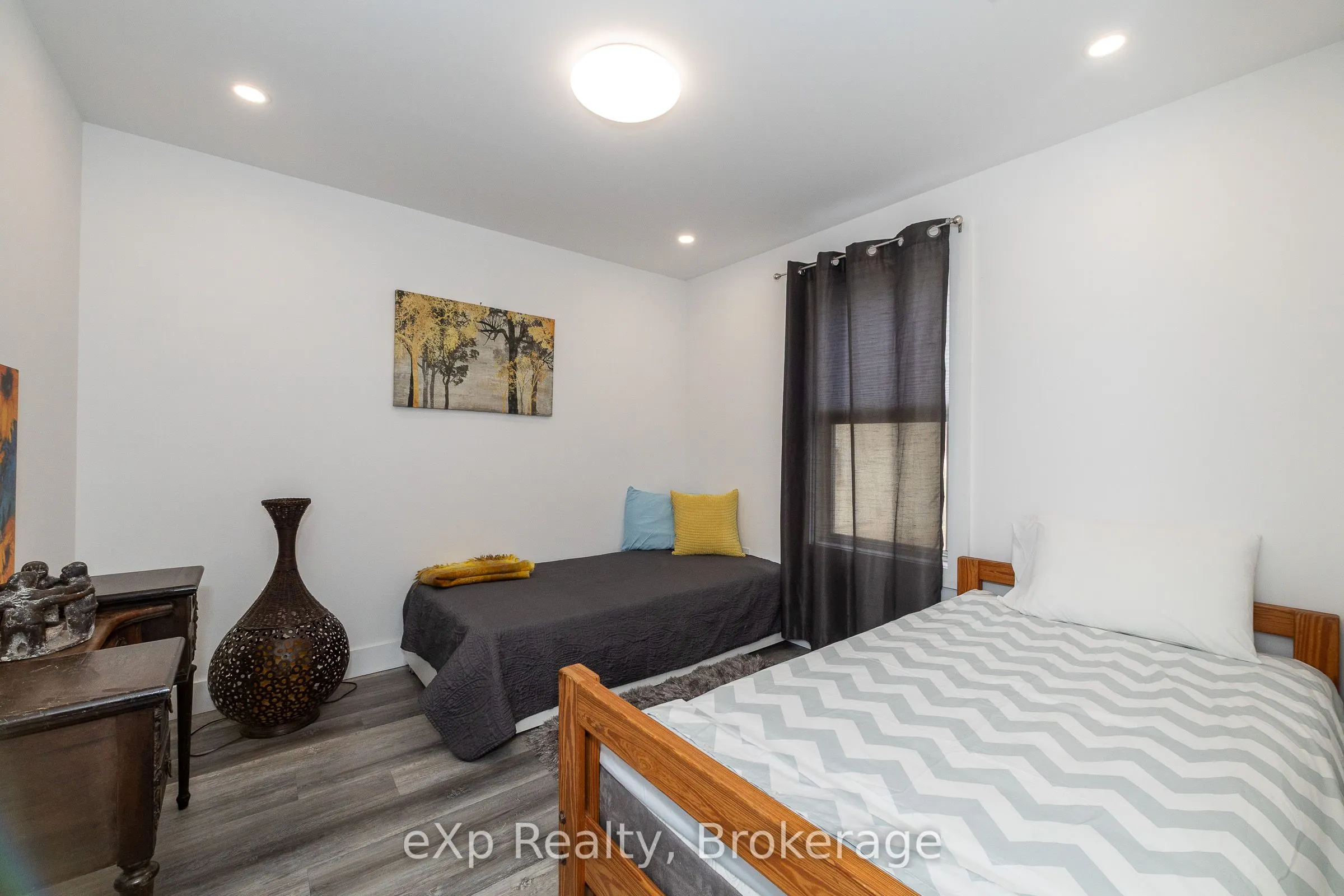 360 Frank Street
