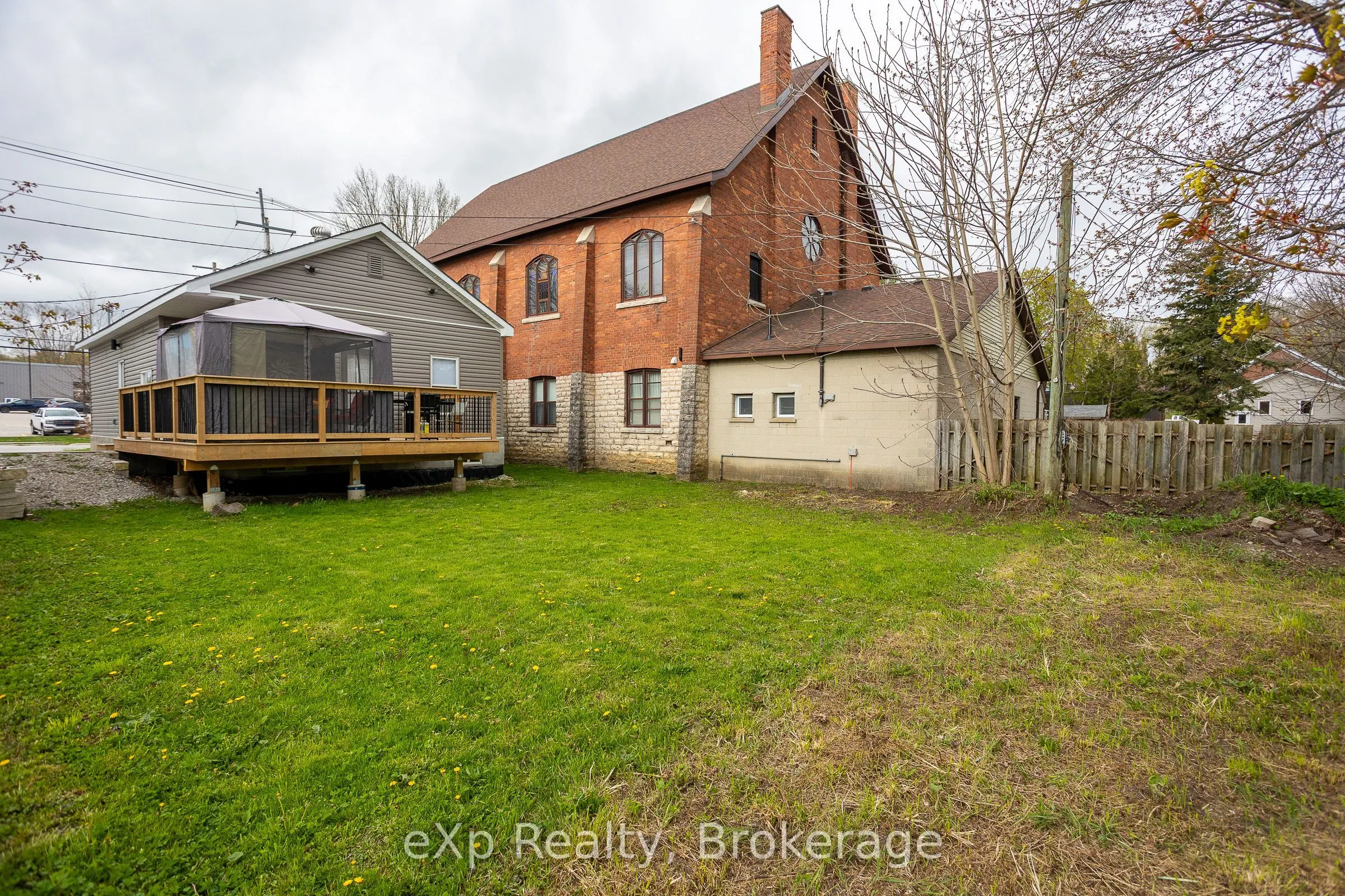 360 Frank Street