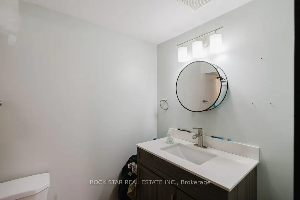 859 Upper Ottawa Street, #Lower