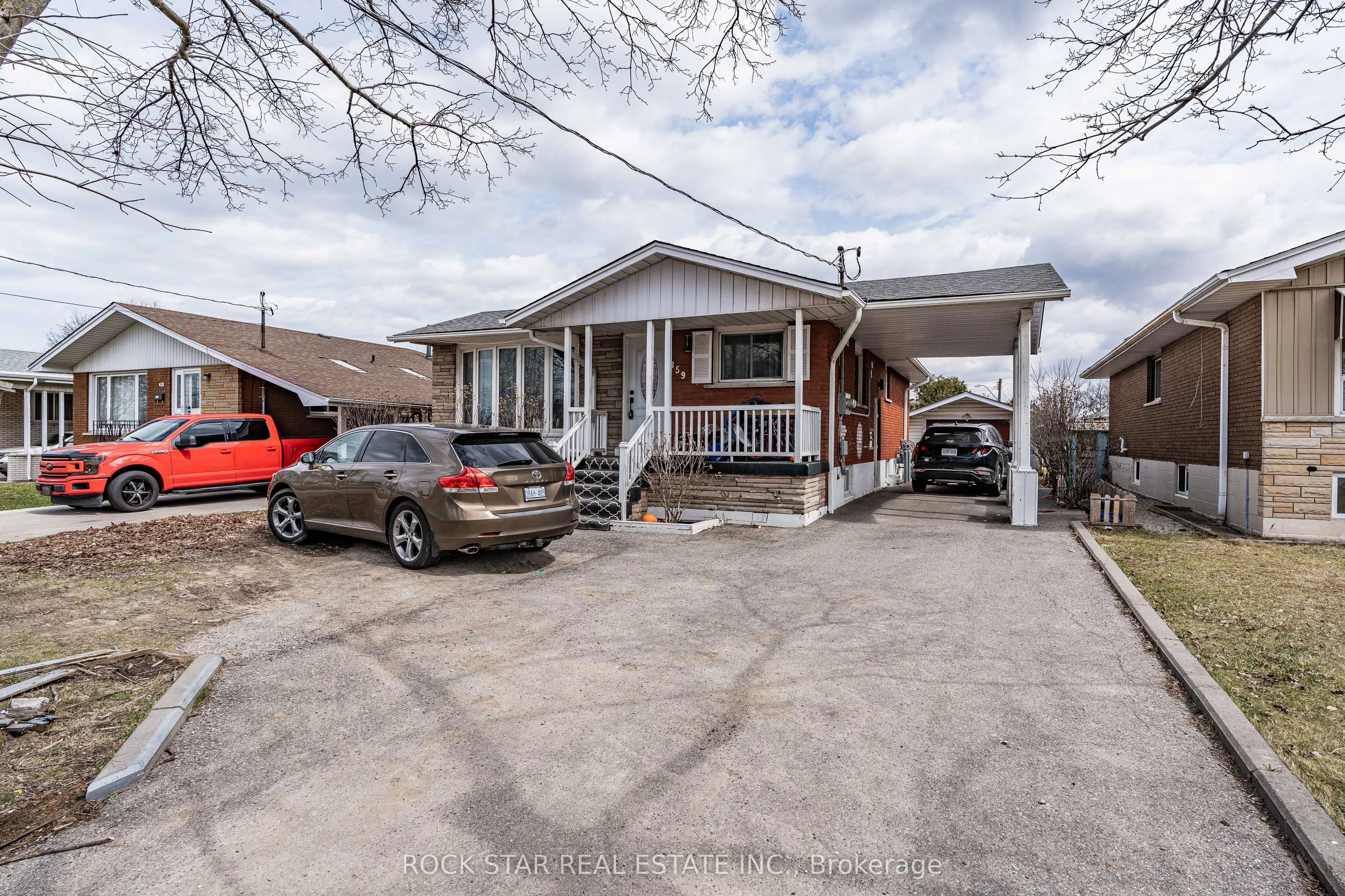 859 Upper Ottawa Street, #Lower
