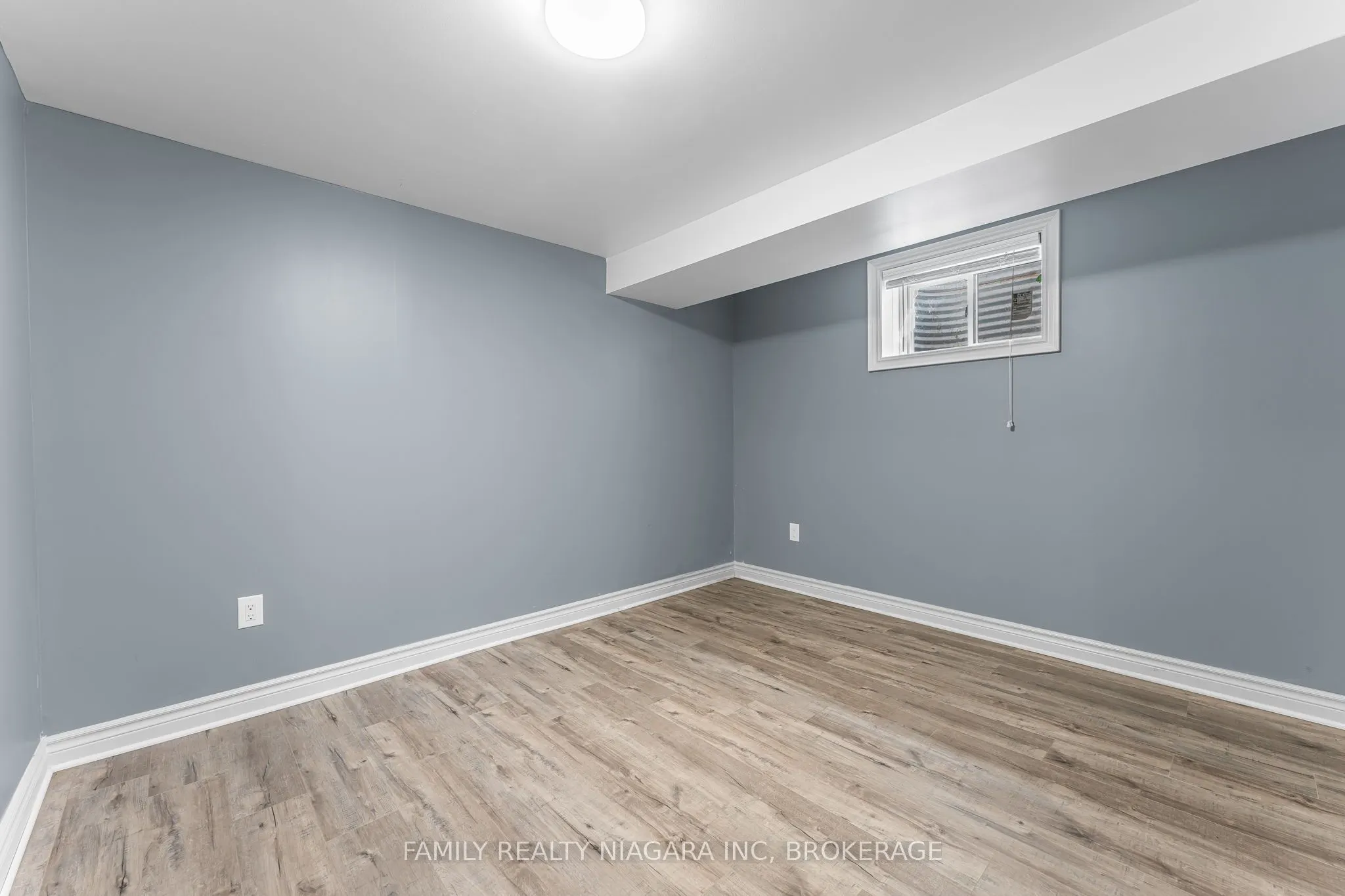 2715 Portage Road