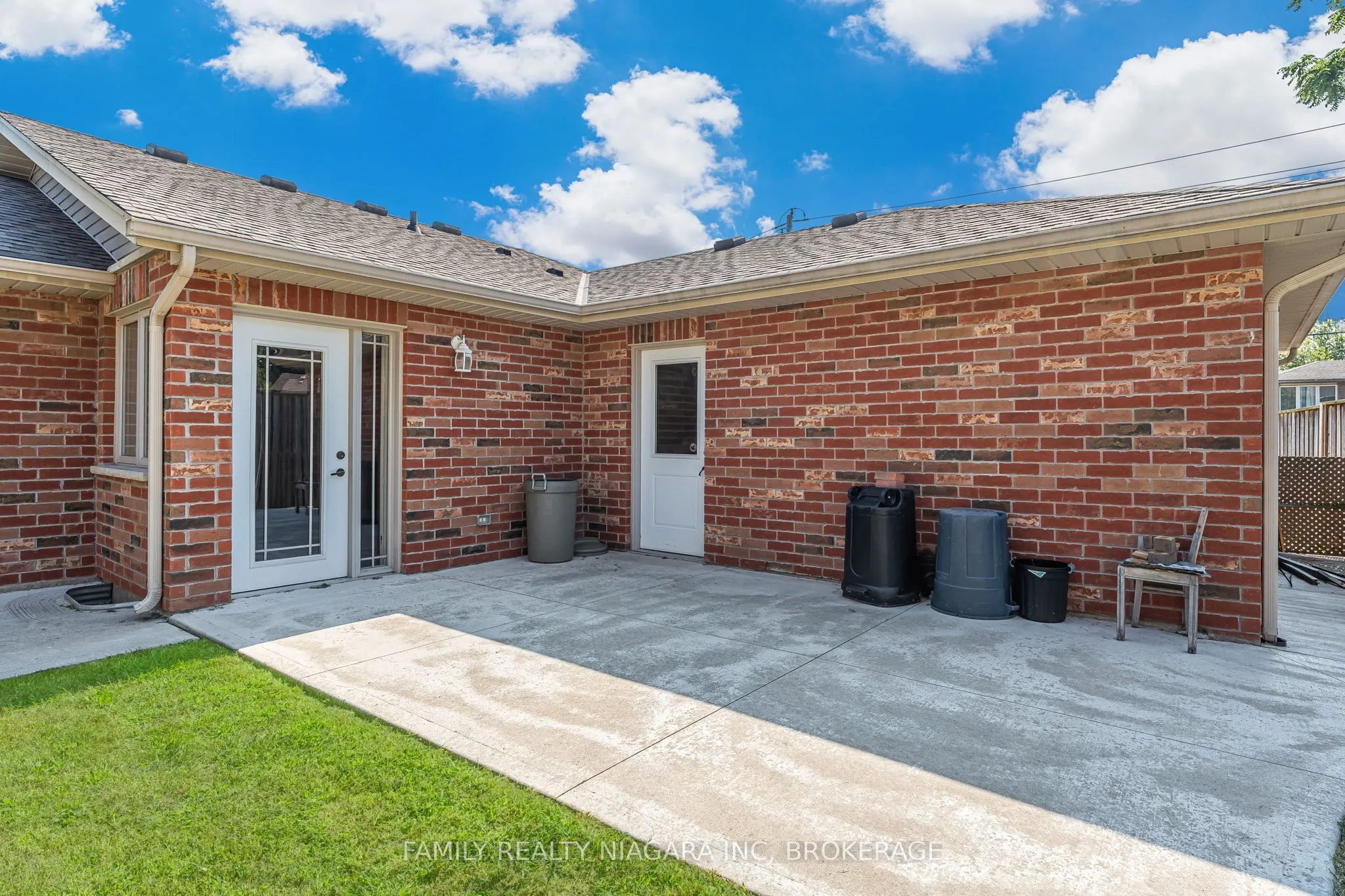 2715 Portage Road