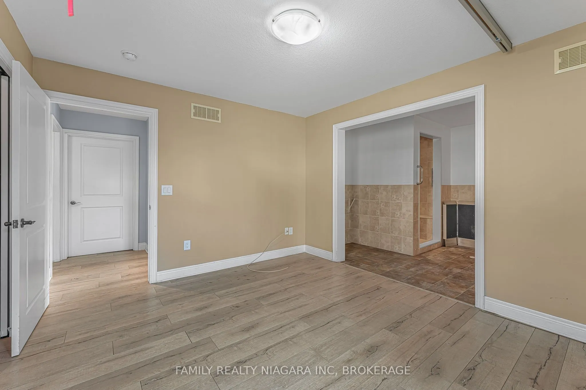 2715 Portage Road