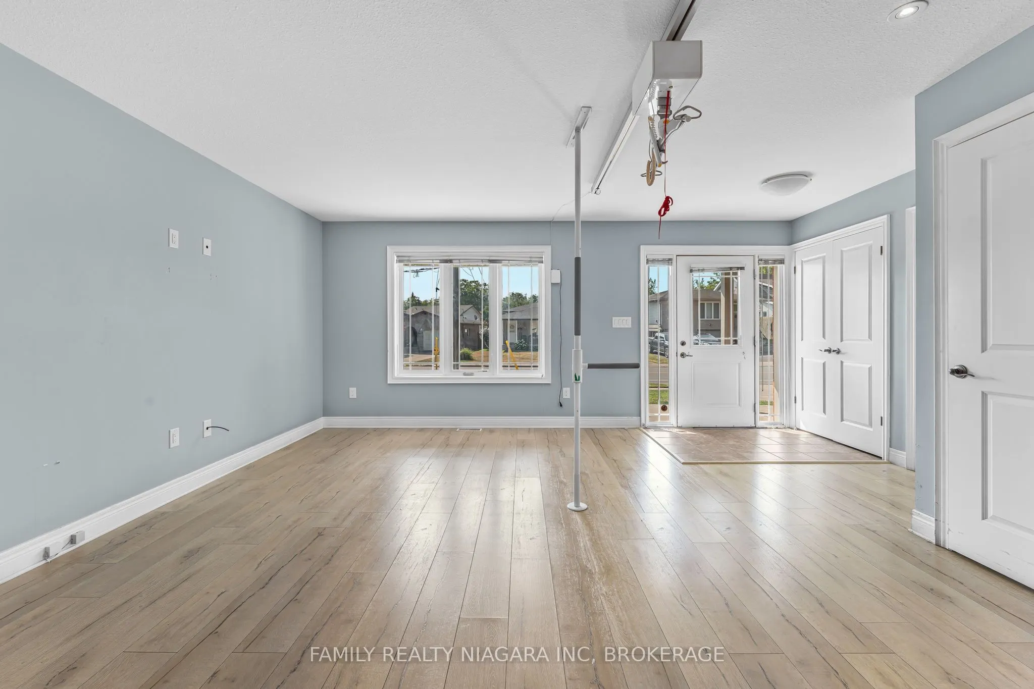 2715 Portage Road