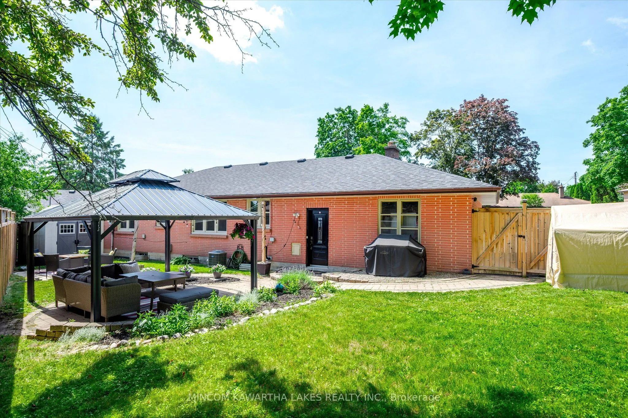 676 Victory Crescent