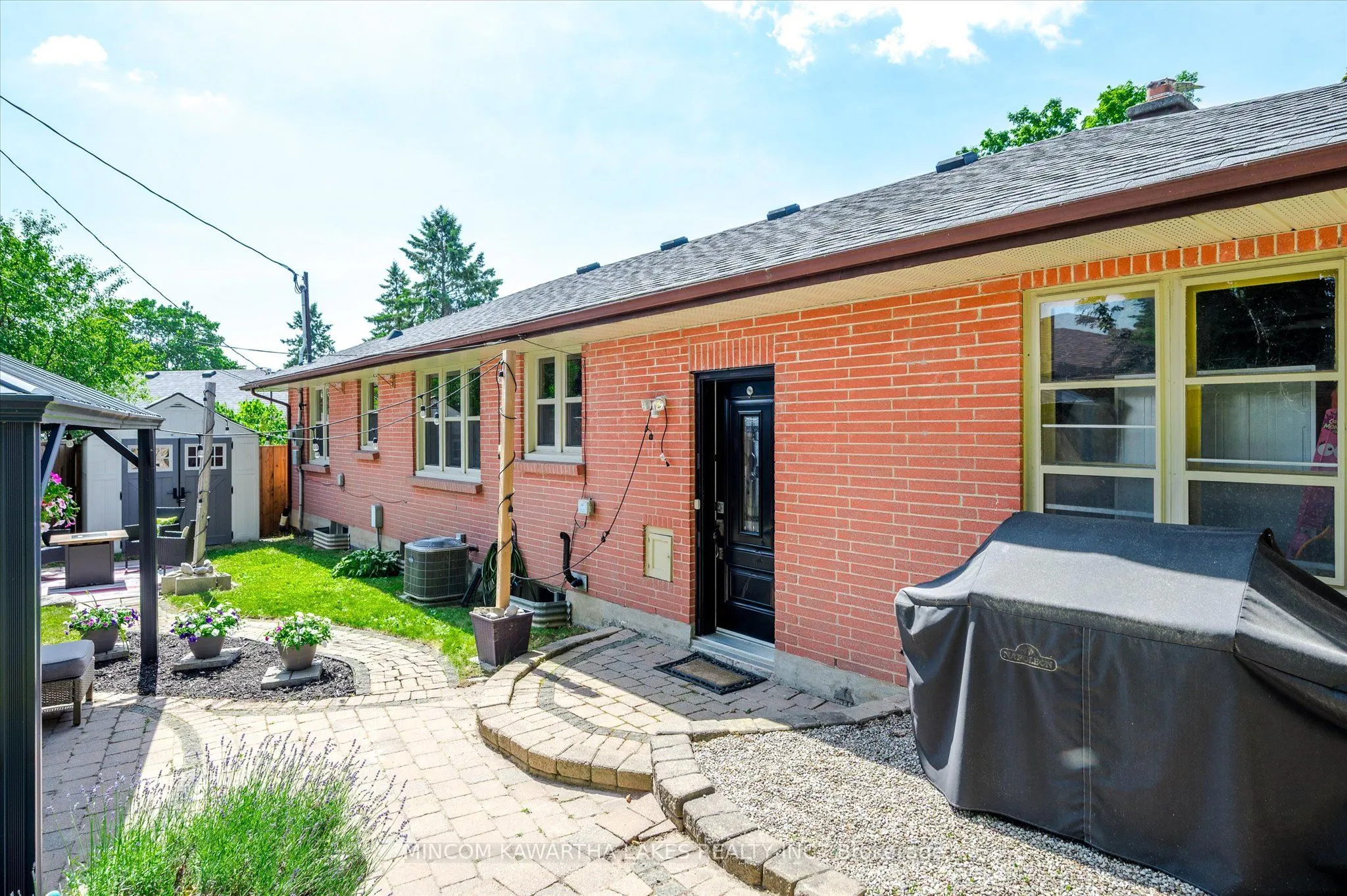 676 Victory Crescent