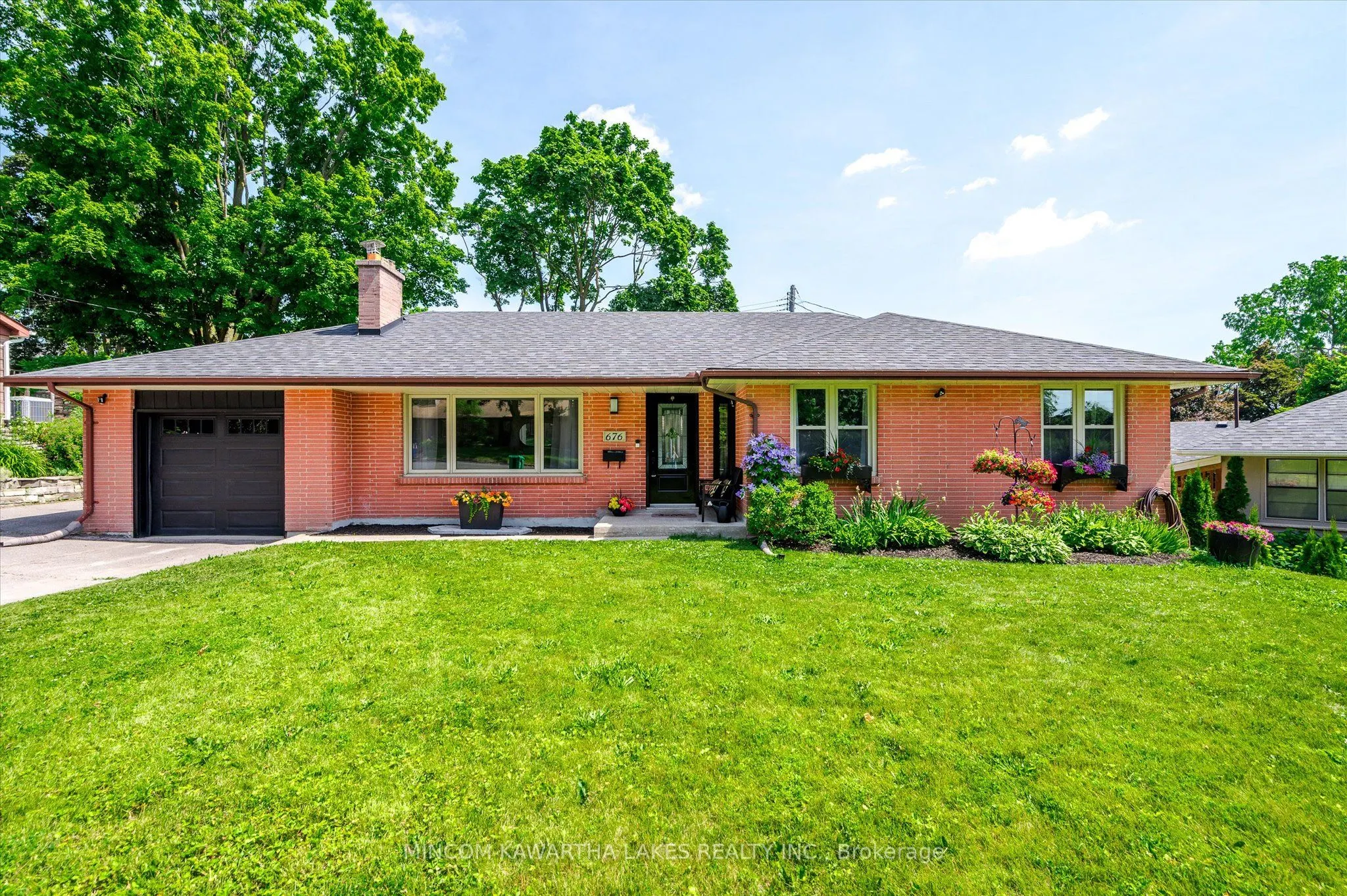 676 Victory Crescent