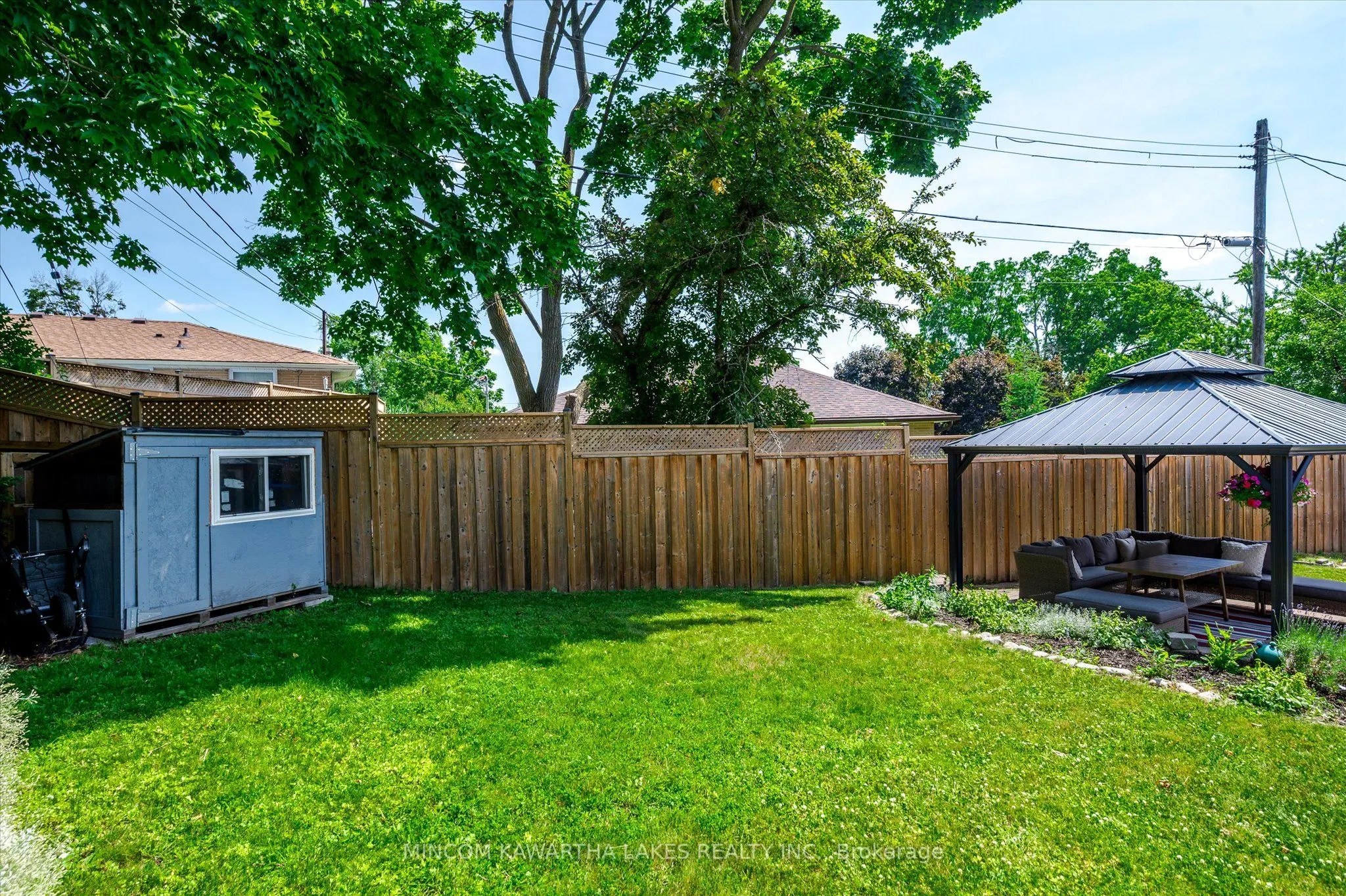 676 Victory Crescent
