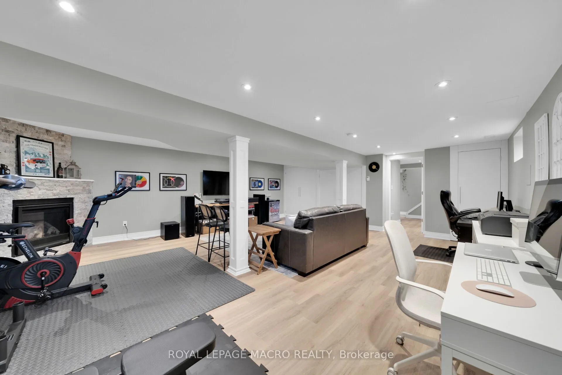 424 Second Road E