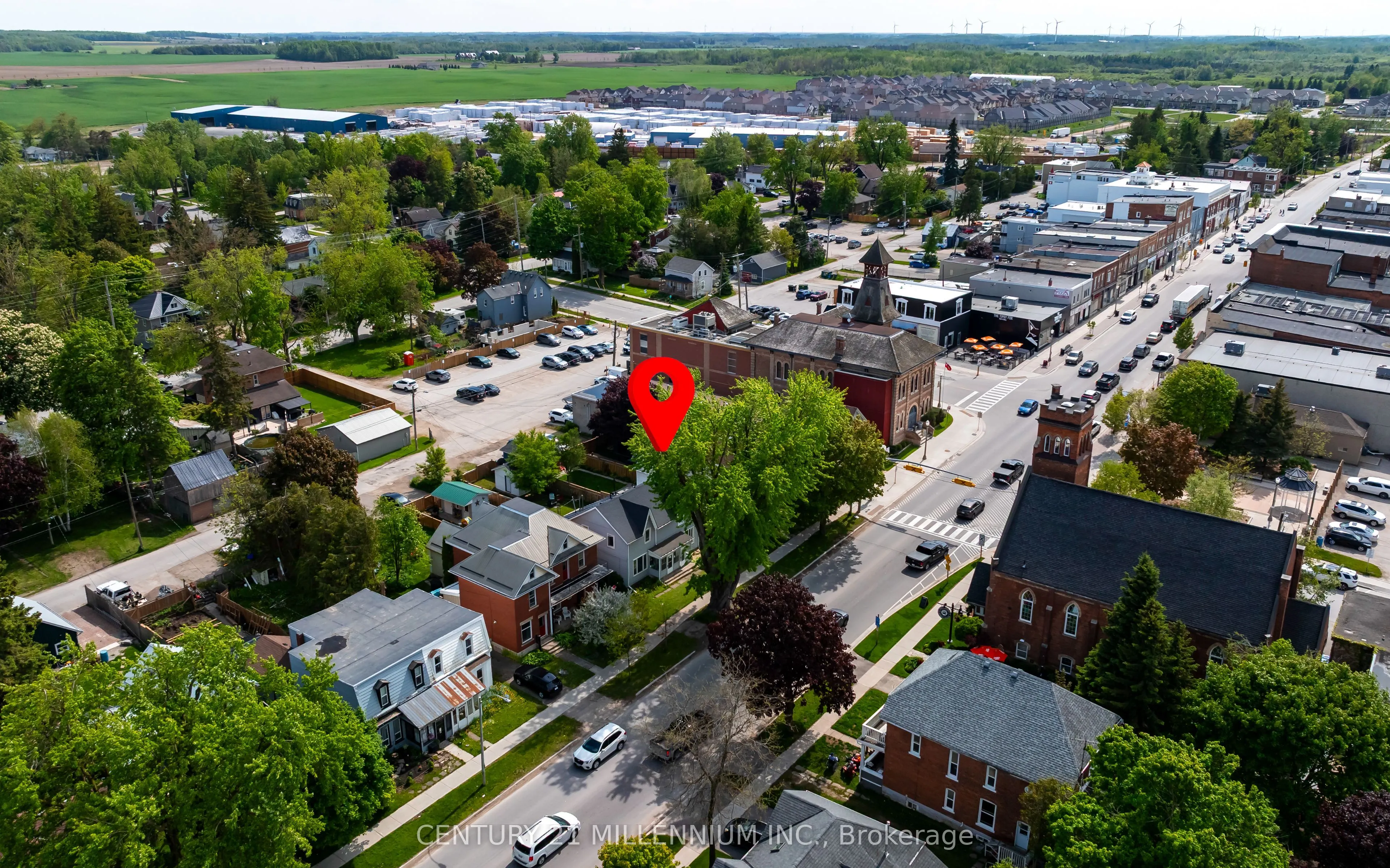 217 Main Street W
